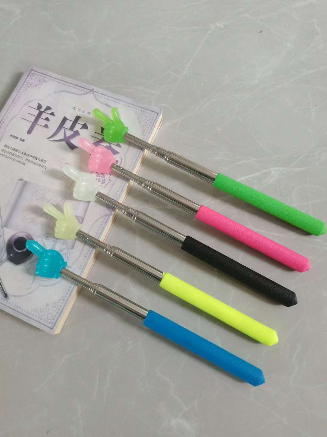 伸缩教鞭指读儿童阅读看书手指幼儿园教师儿童学生认读家用指读棒 夜光指读棒儿童玩具详情图8