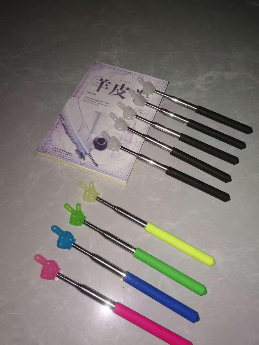 伸缩教鞭指读儿童阅读看书手指幼儿园教师儿童学生认读家用指读棒 夜光指读棒儿童玩具详情图4