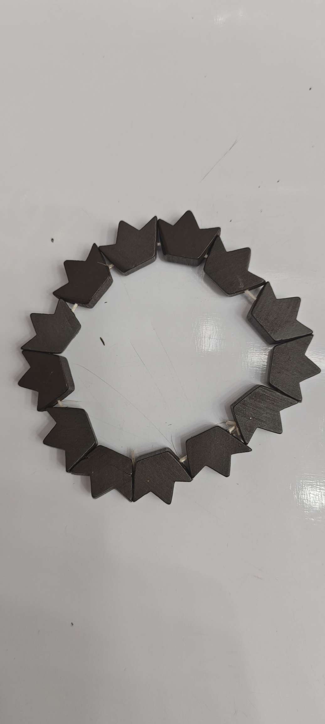 纯木头多种款式新颖手链，厂家直销欢迎新老客户进店选购