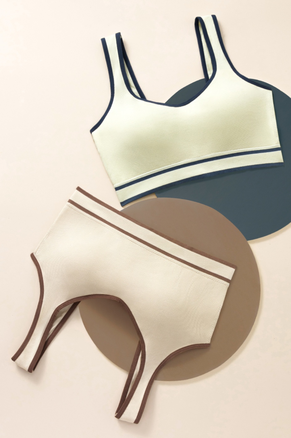 Fashionable cotton underwear for women, seamless light sports vest, bra without underwire, one-piece fixed cup, comfortable and thin style details Picture