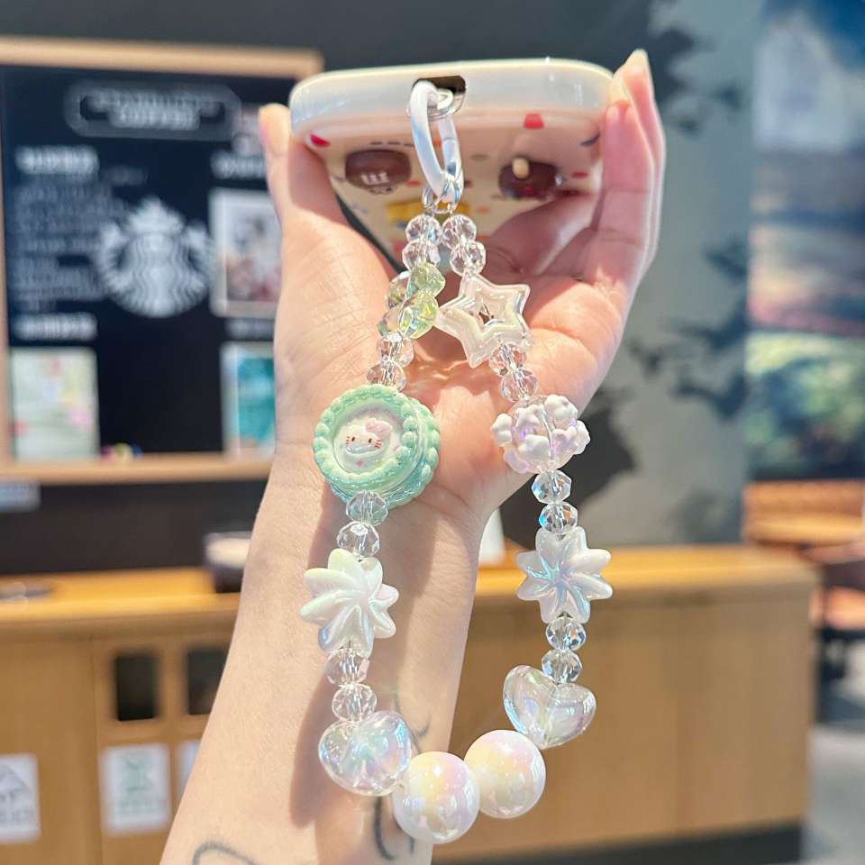 Wholesale of creative Hello Kitty Kuromi phone cases, chain cameras, CCD pendants, hand-strung beads, mobile phone chains as gifts details Picture