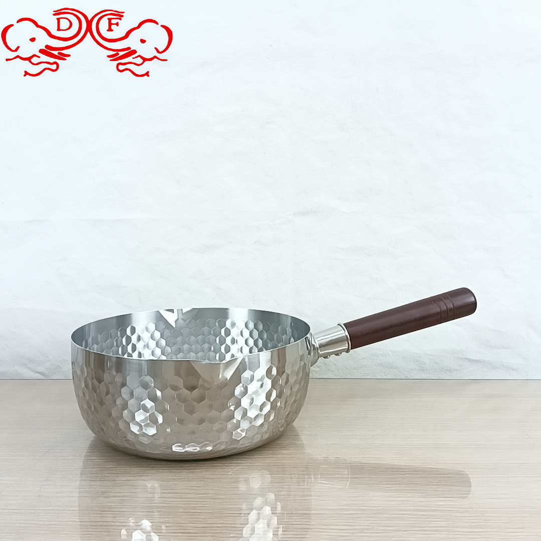 DF68715 Snow flat pot, hammer-textured wooden handle, 430 stainless steel milk pot, thickened flat bottom induction cooker, soup pot, baby food pot, DF TRADINGHOUSE Item Picture