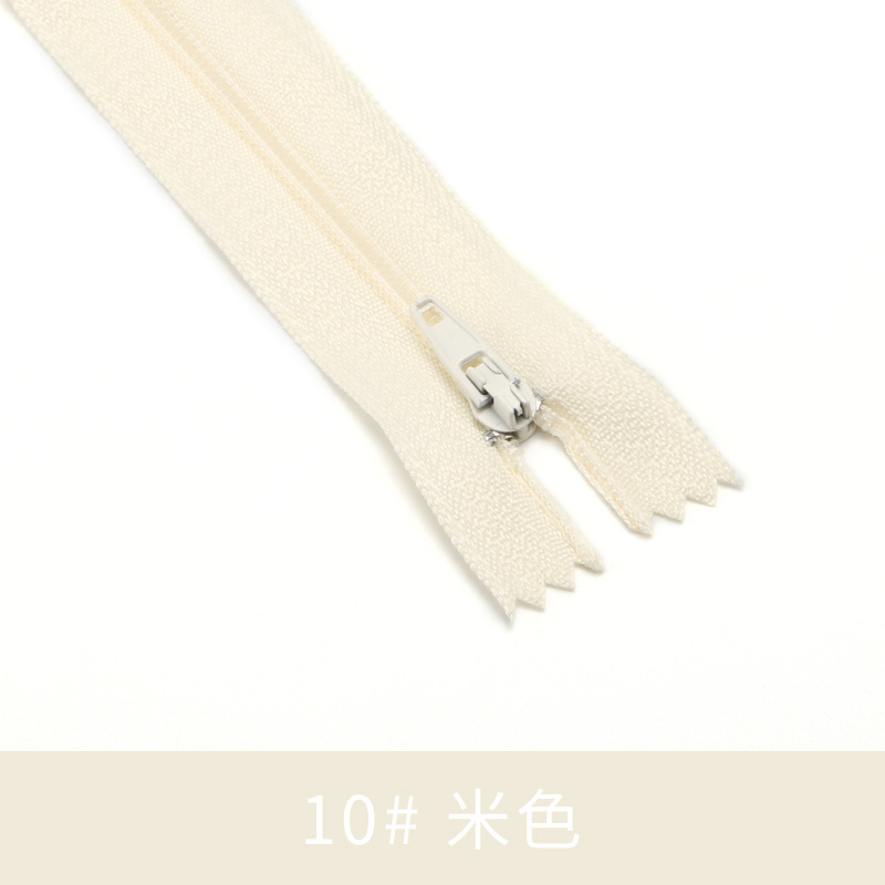 拉链/铆钉/珍珠拉头/皮革拉片/YKK拉头产品图