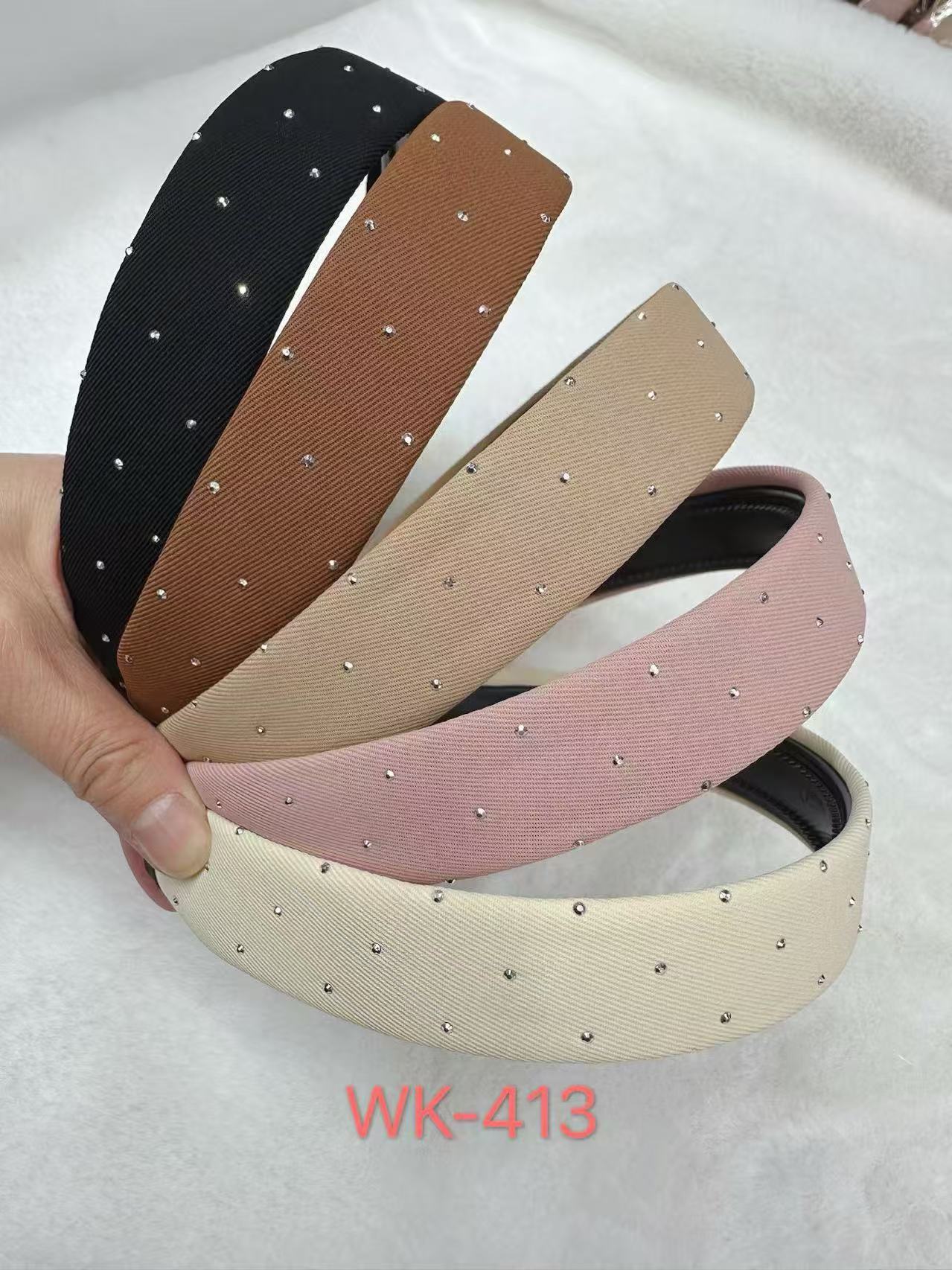 The bride's headwear, acrylic jewelry, combing hair accessory, exquisite rubber band, cute style, fashionable lady's hair accessory, elegant and graceful Specification image