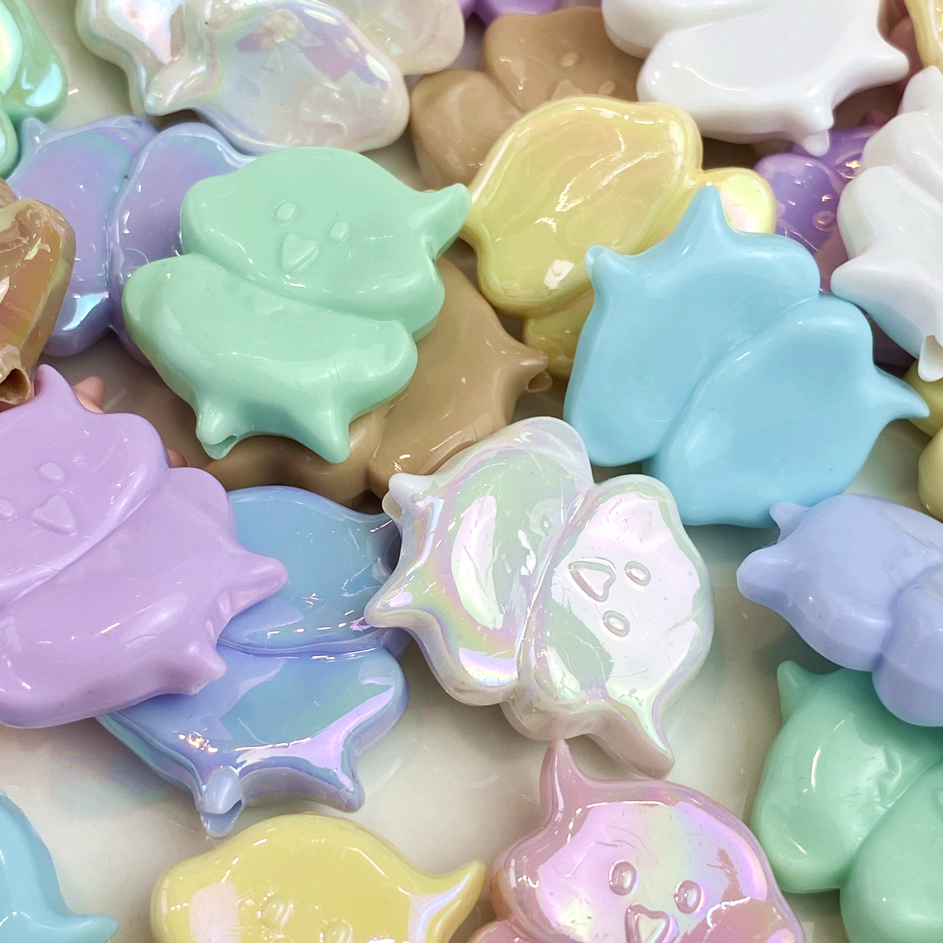 Acrylic solid color chick creative diy mobile phone pendant chain/pendant key chain accessory making materials Application Scenario