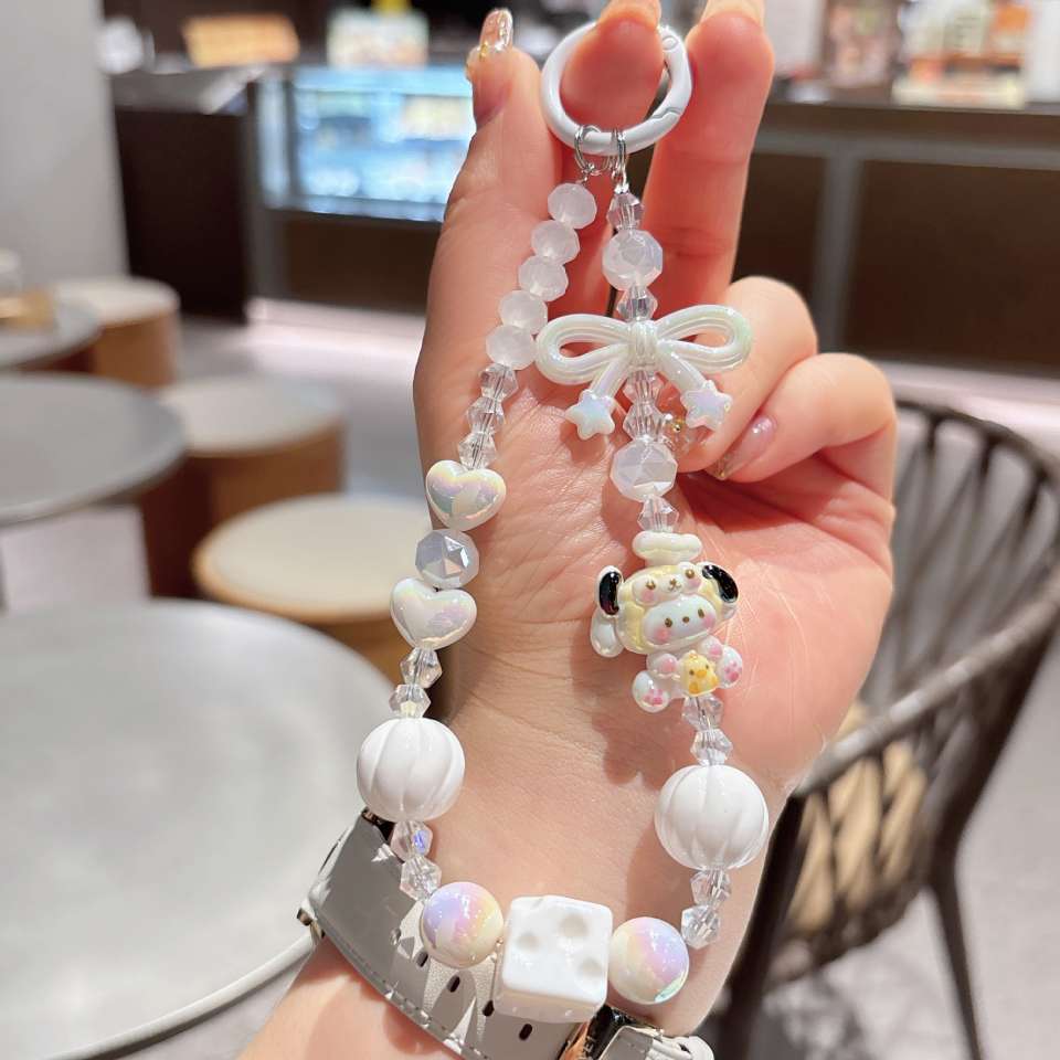 Summer new dopamine baby Sanrio beaded mobile phone chain keychain, portable wrist strap, hanging chain, hanging rope mobile phone chain, women's short style, European and American detail image 5
