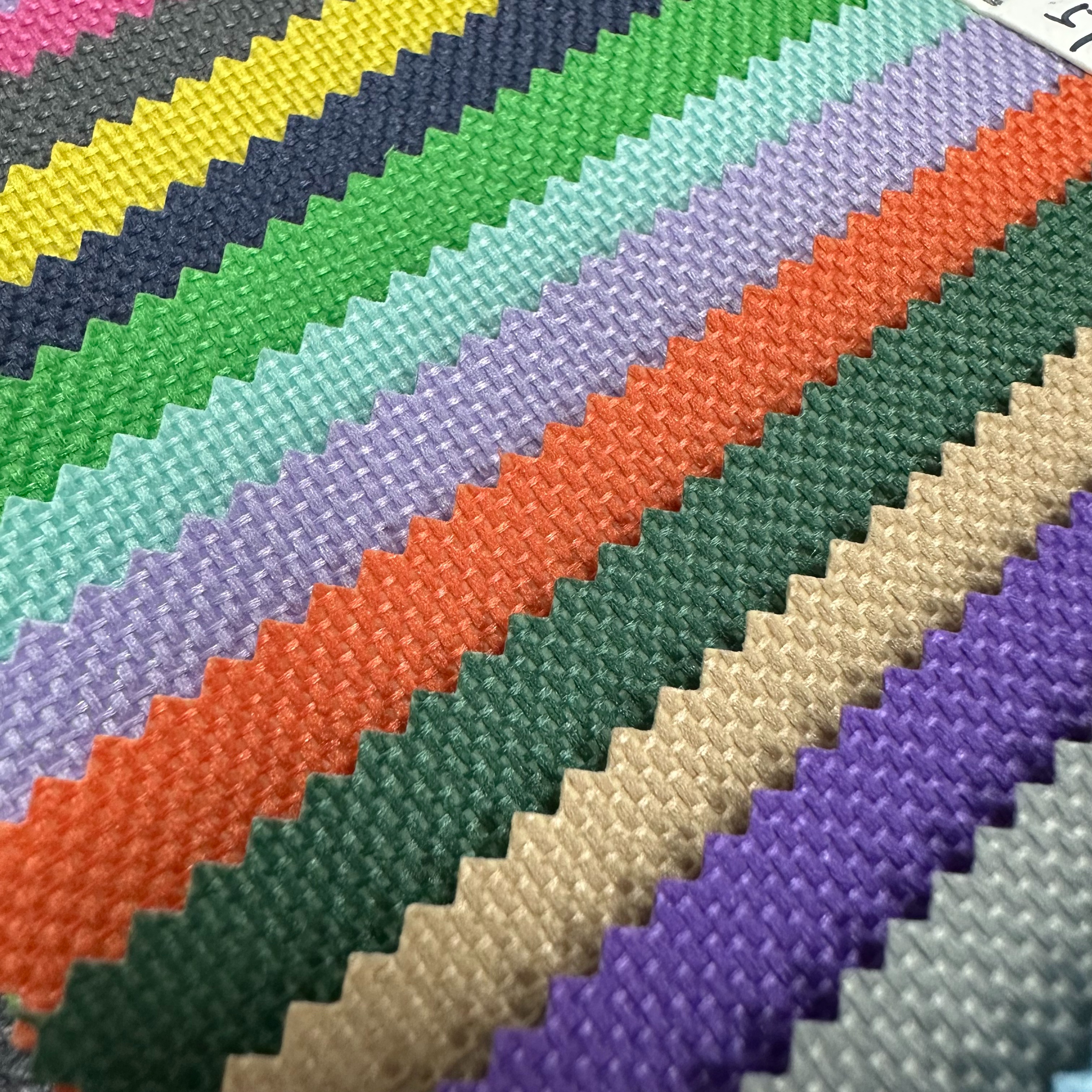 600D 3*2.5网纹pvc