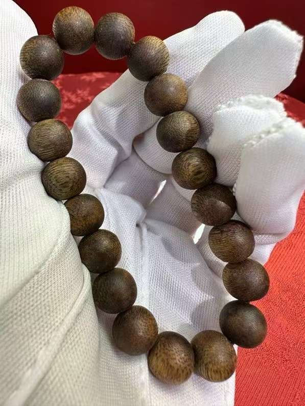 Hainan Yingge Green Qinan 1.5 single-ring Genuine agarwood Bracelet with exquisite gift box set detail image 5