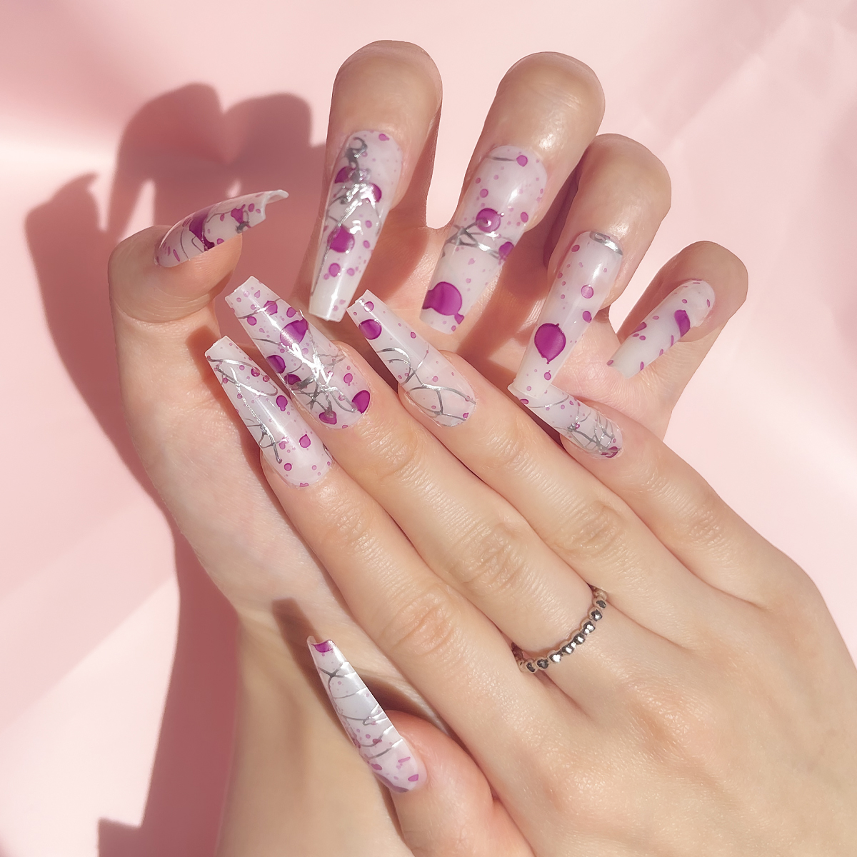 24-piece long trapezoidal nail detachable wearable nail art pieces with purple polka dots details Picture