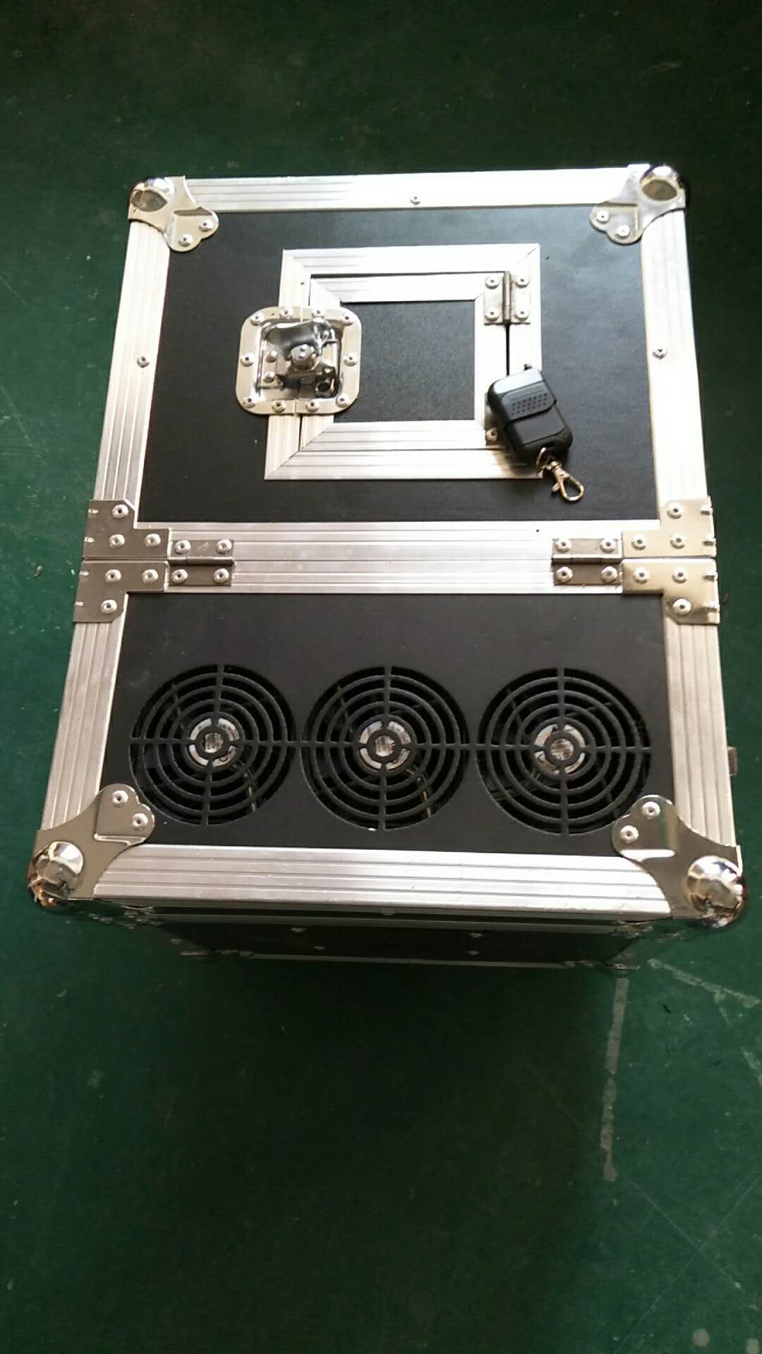 Procesamiento de fábrica equipo de efectos especiales de escenario personalizado máquina de niebla doble 3000W de alta potencia para bodas bar show gran efecto de humo máquina de niebla de agua máquina de humo de escenario pic 11