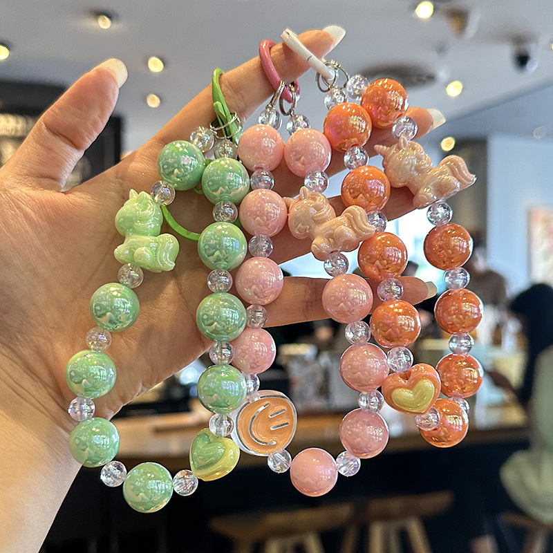 创意可爱卡通独角兽串珠钥匙链炫彩汽车钥匙扣挂件亚克力手机链 手机链女短款欧美