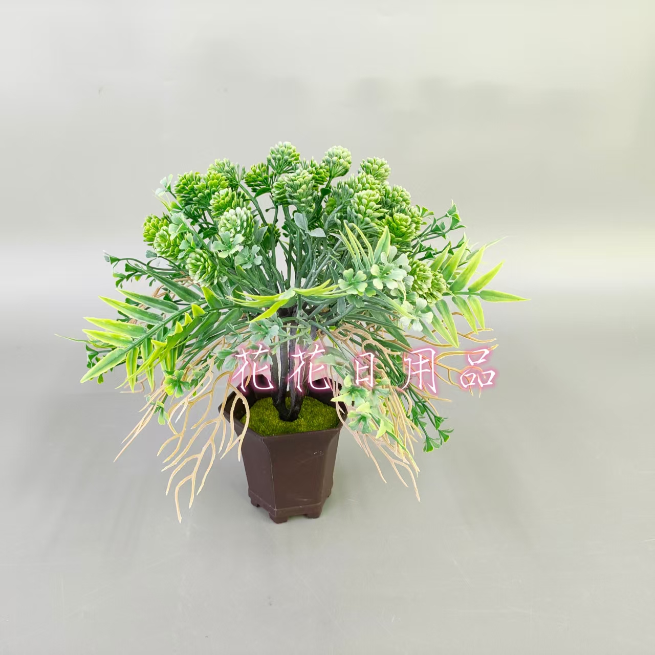 Artificial flowers, artificial flower bonsai, plastic POTS, green plants, small trees, ornaments and decorations full figure