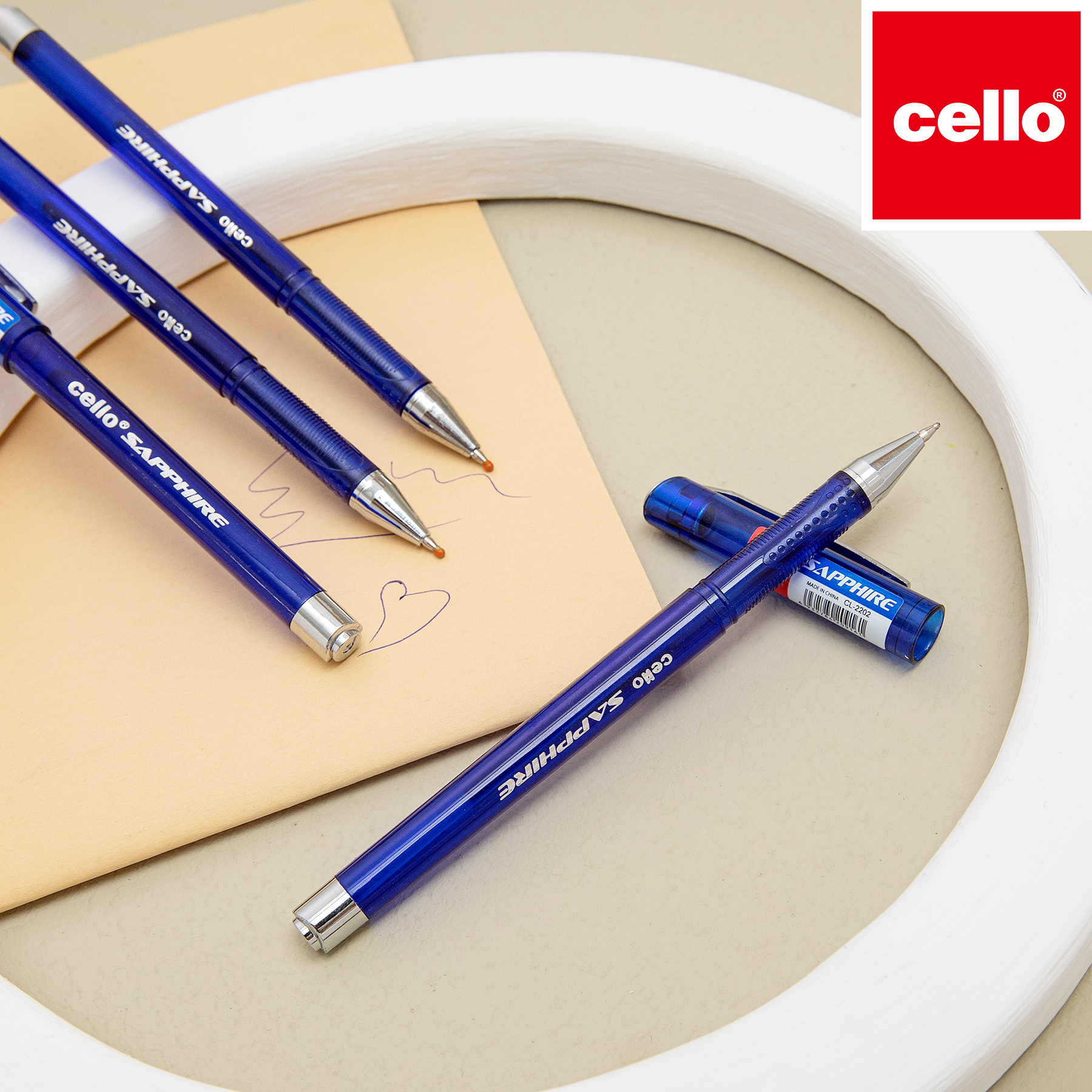 كتابة قلم حبر من طراز CL-2202 بشكل سلس من ورق Cello Application Scenario