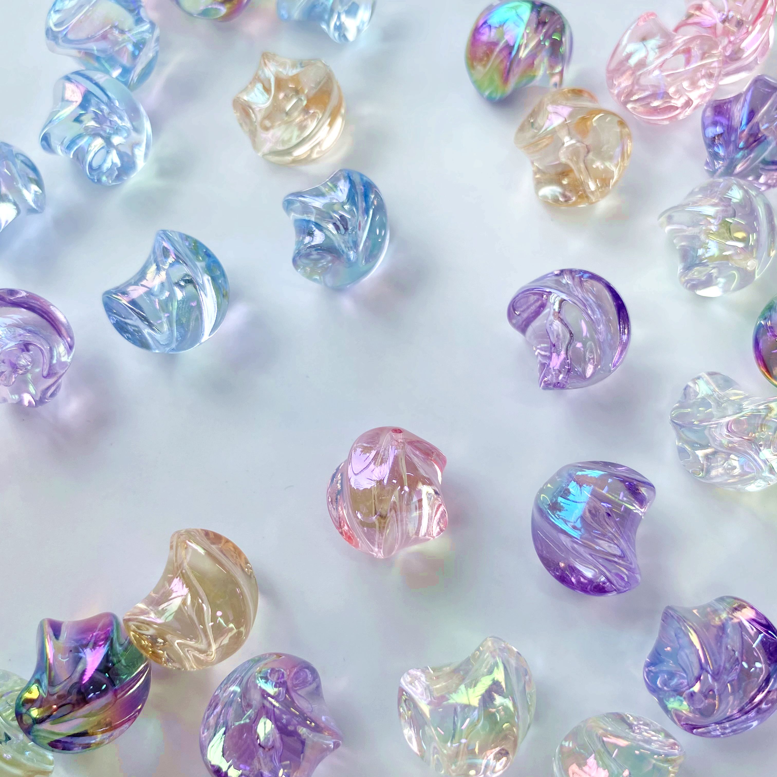Acrylic uv ice-transparent perforated Twist-off diy pendant/mobile phone chain keychain pendant accessory material production