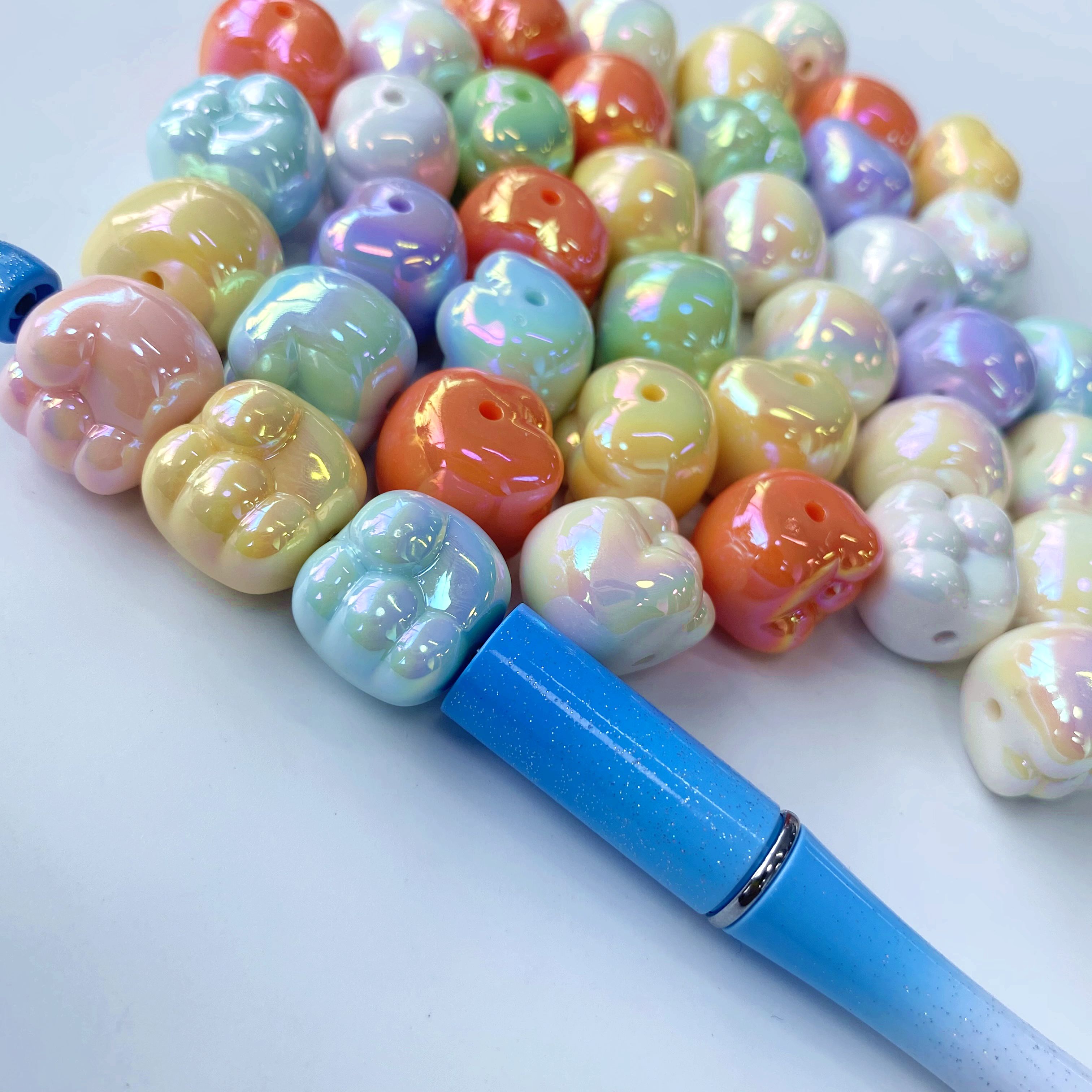 Acrylic solid color uv small fist diy pendant/mobile phone chain keychain pendant accessory material production