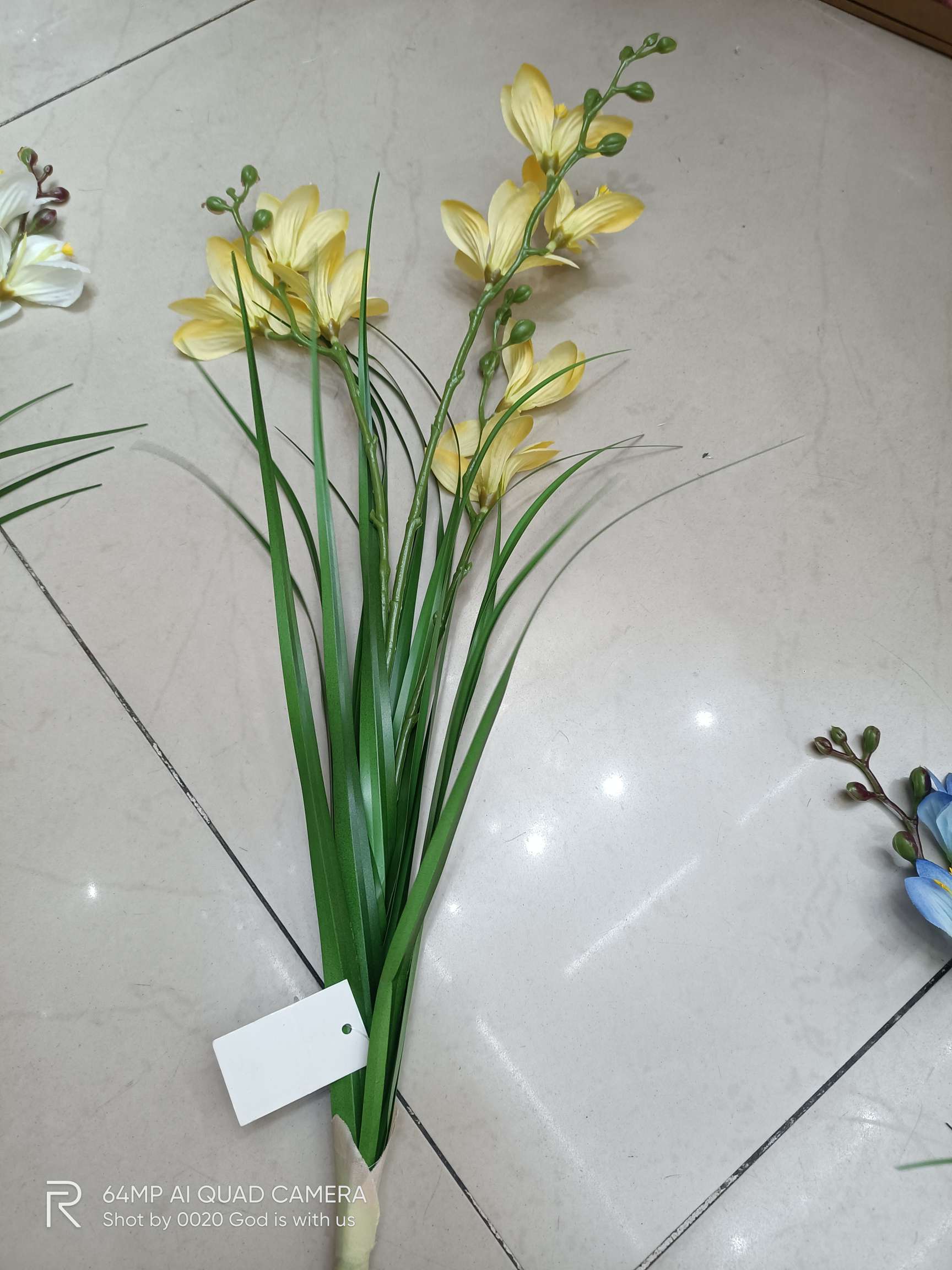 تقليد الازهار الاوركيد الحقيقي detail image 3