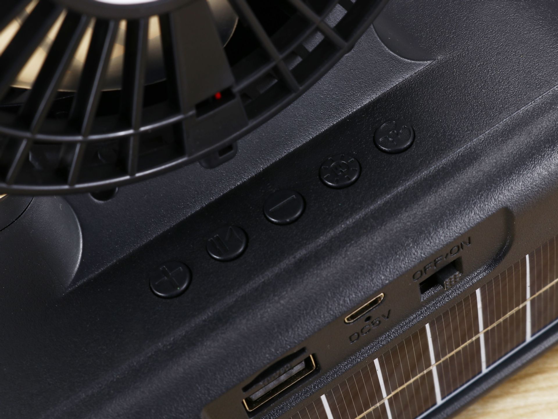 ai-135 solar-powered charging mini fan, African wireless Bluetooth mini Speaker, car mobile portable flashlight pic 8