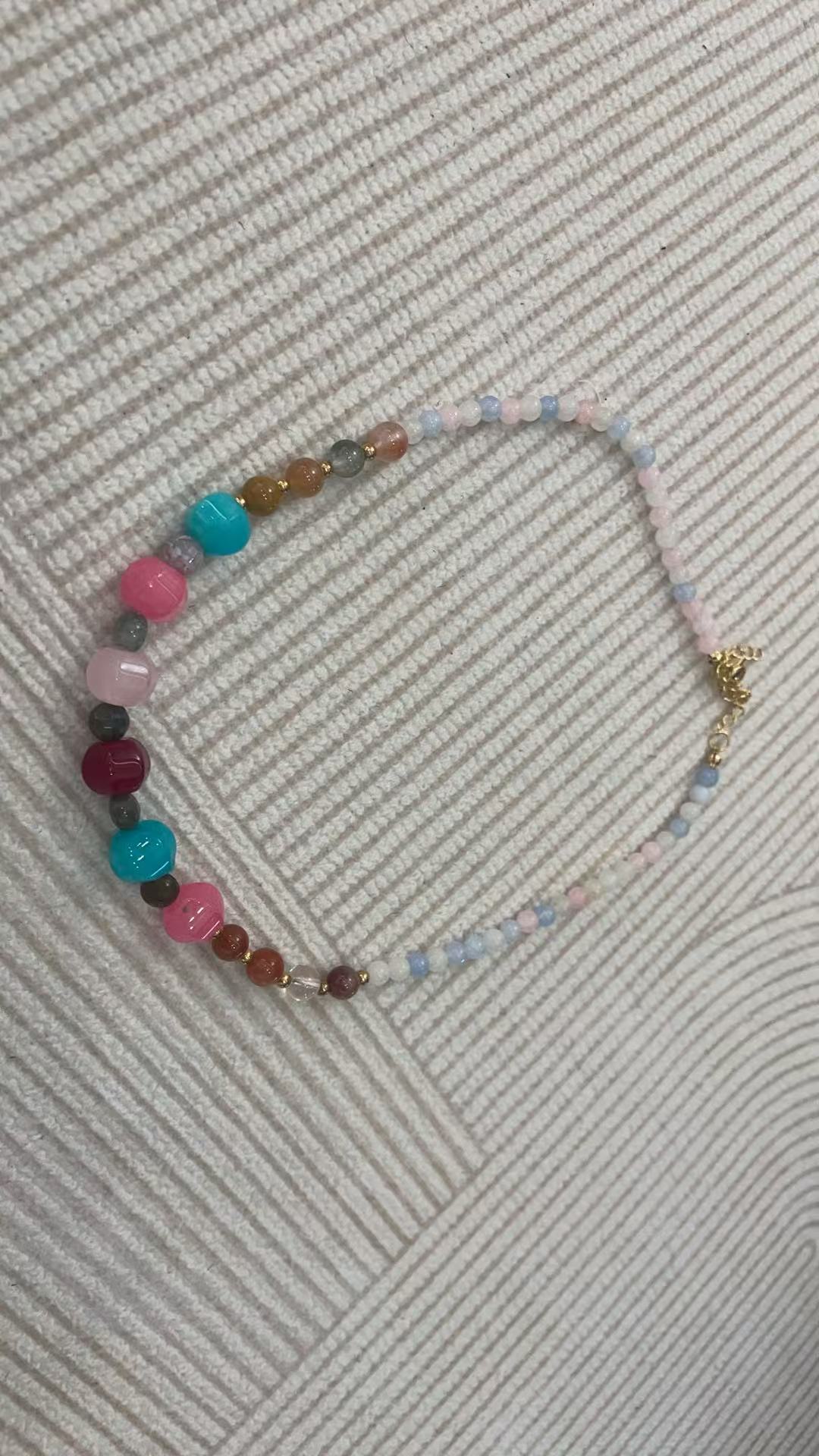 天然红纹石项链