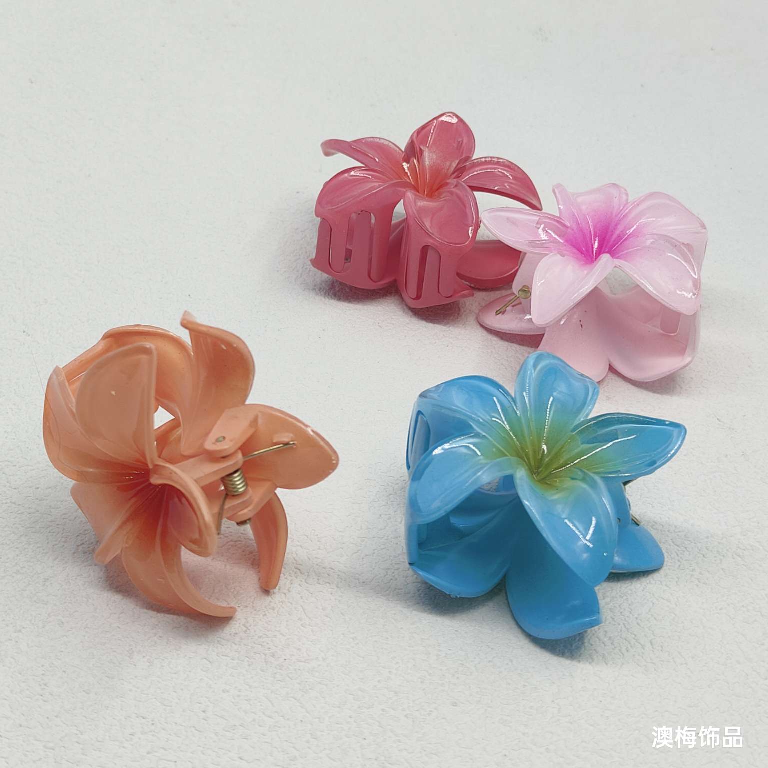 6cm鸡蛋花塑料饰品渐变抓夹发饰头饰发夹 时尚简约造型发夹 多功能实用头饰详情图7