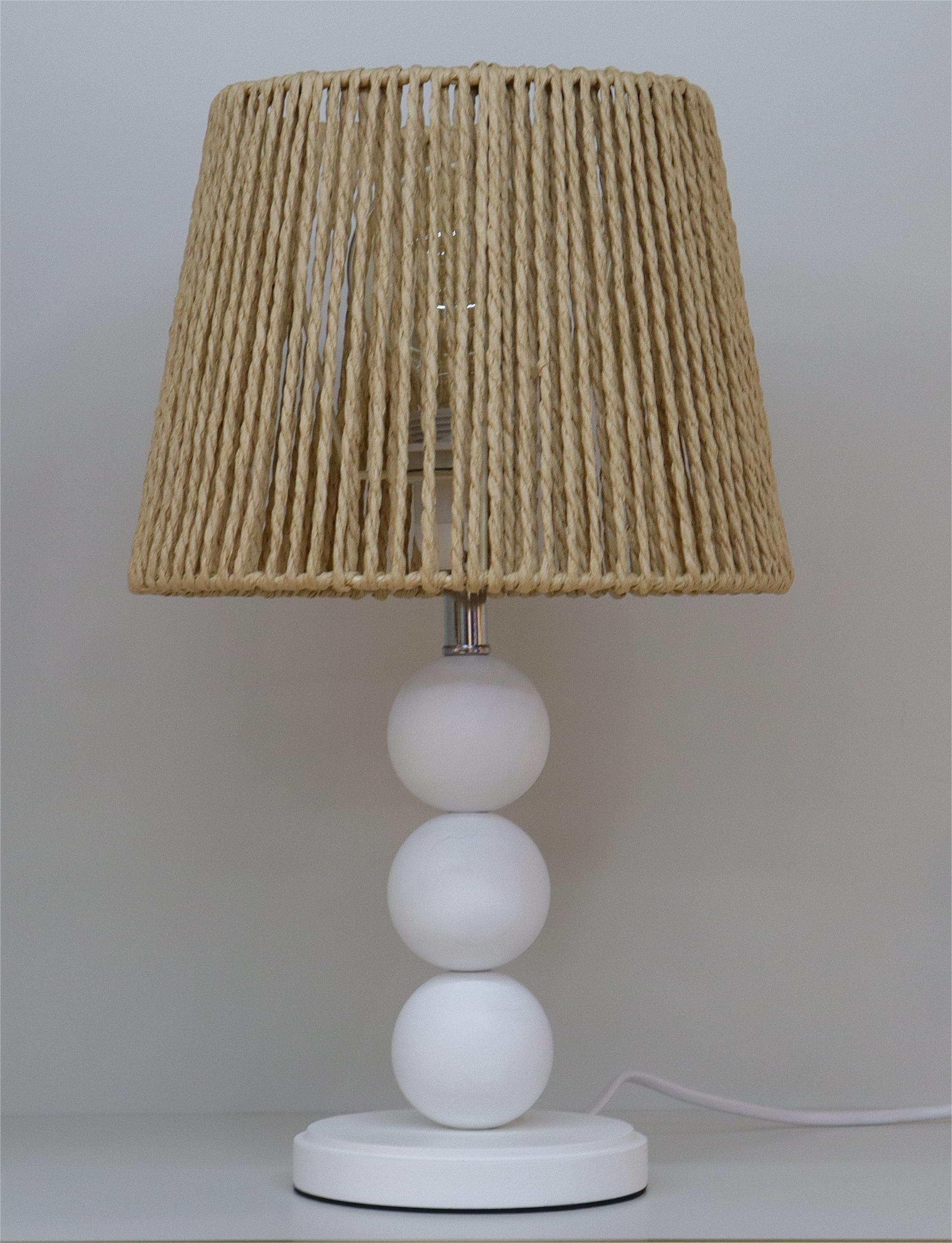 Woven lampshade, wabi-sabi style lamp, hand-woven rattan craft, creative design desk, bedroom exhibition hall decorative desk lamp Item Picture