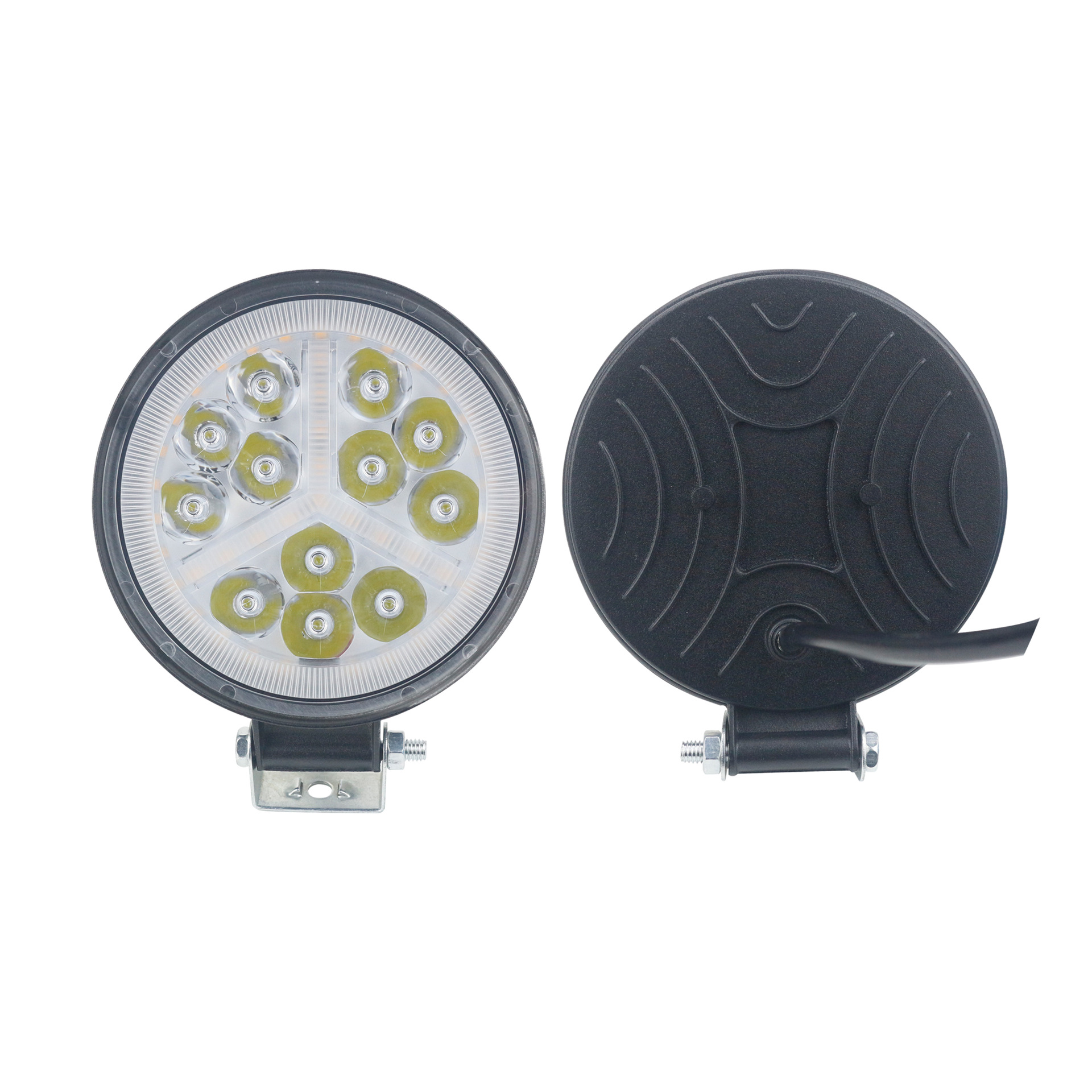 4.5-inch circular 12-bead ultra-bright universal spotlights for cars, trucks and motorcycles, front-mounted roof off-road auxiliary lighting Application Scenario