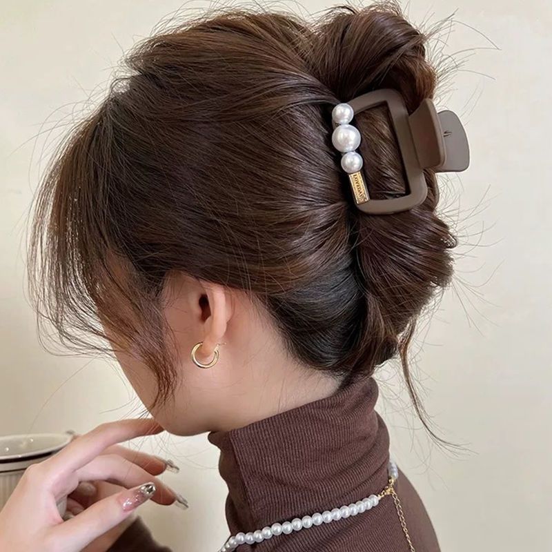 Flower clip women's high-end style 2025 New model with less hair volume shark clip hair clip women's back head updo hair clip headwear Clip Headwear Item Picture