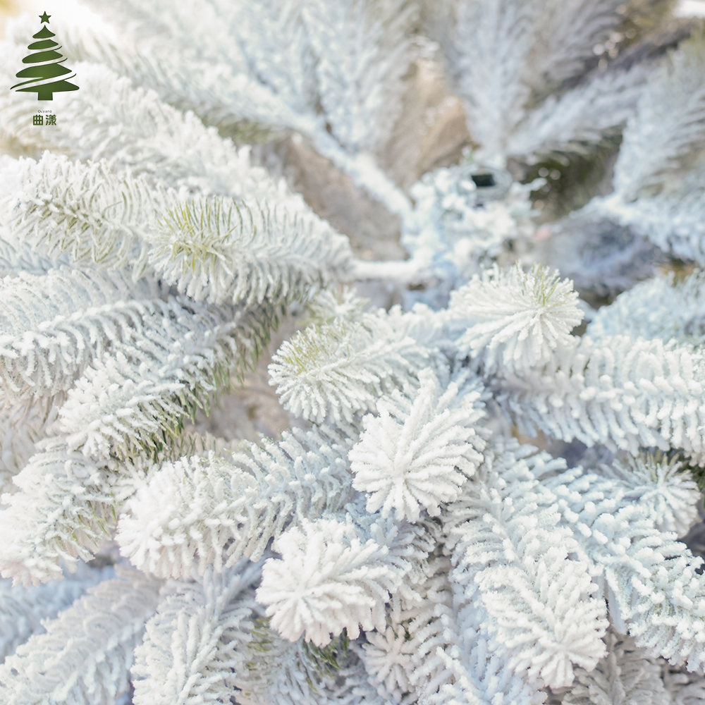 圣诞树/圣诞树松针/圣诞工艺品/圣诞球植绒挂件/圣诞丽丽细节图