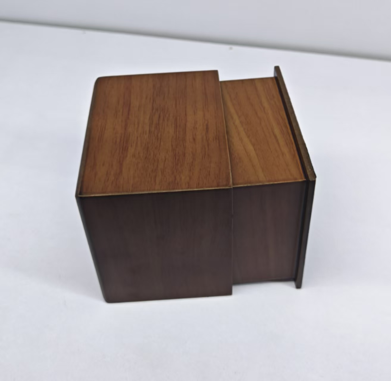 Chinese trend Chinese-style antique jewelry box, black walnut pattern ring jewelry box, wooden handicrafts details Picture