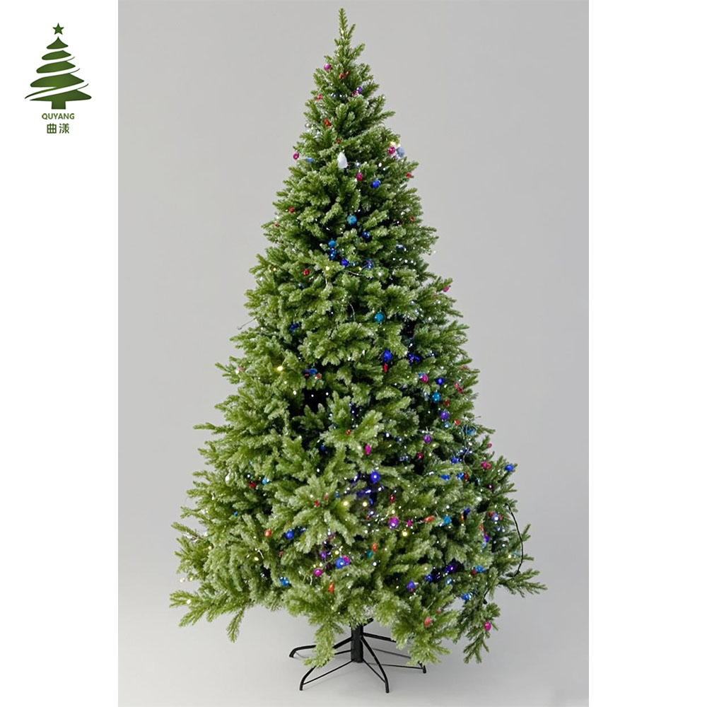 2025 New model 2.1-meter pre-installed LED light Christmas tree, PE/PVC automatic Christmas tree, Christmas decoration tree