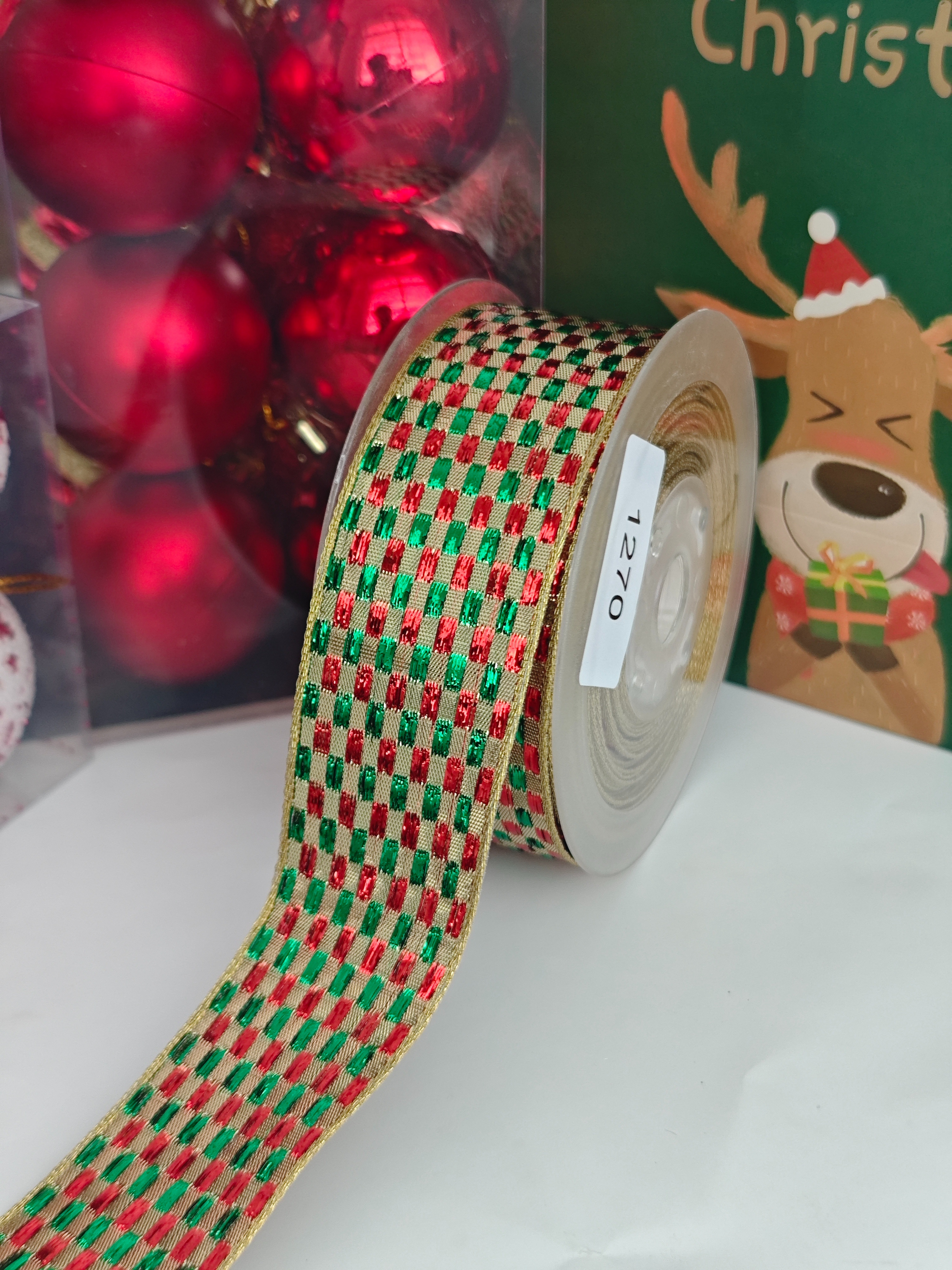 Item No. : 1270 DIY Red Onion for Christmas Gift Packaging and Decoration. Green and golden scallion long checkered Christmas webbing 3.8cm Specification image