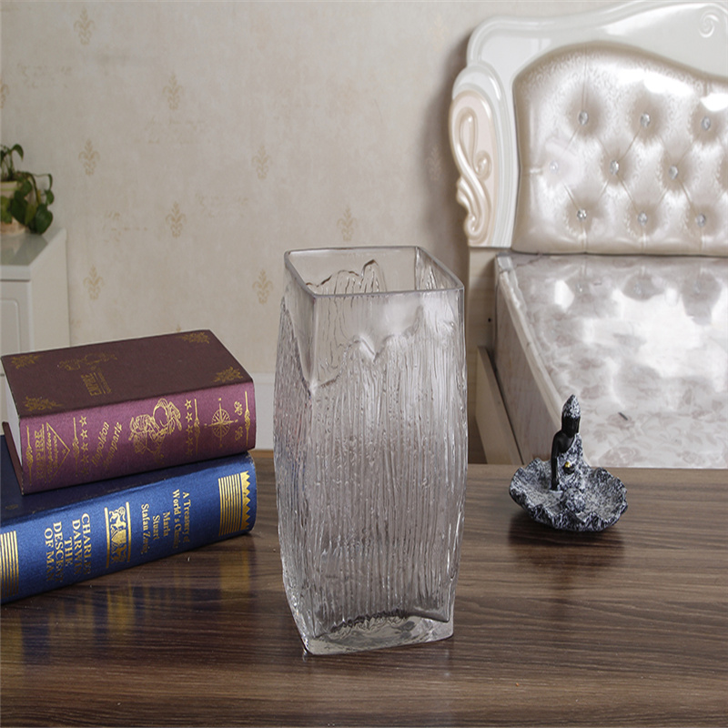 BBGLASS保北玻璃 透明玻璃花瓶 创意楞纹玻璃花瓶 玻璃方缸 人工吹制 微景观 现代家居宴会宴会婚庆摆件详情5