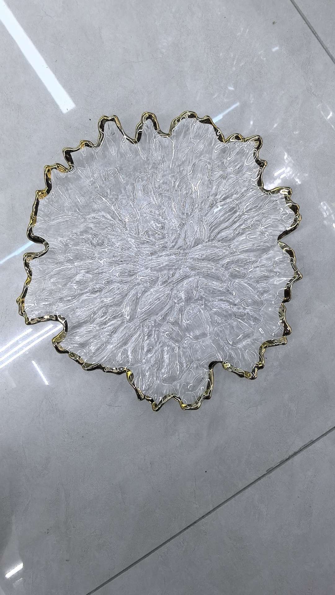 日用百货玻璃餐具套装 水晶玻璃壶瓷蛋糕盘 优质陶瓷餐具套装 美观耐用 餐桌必备的商品