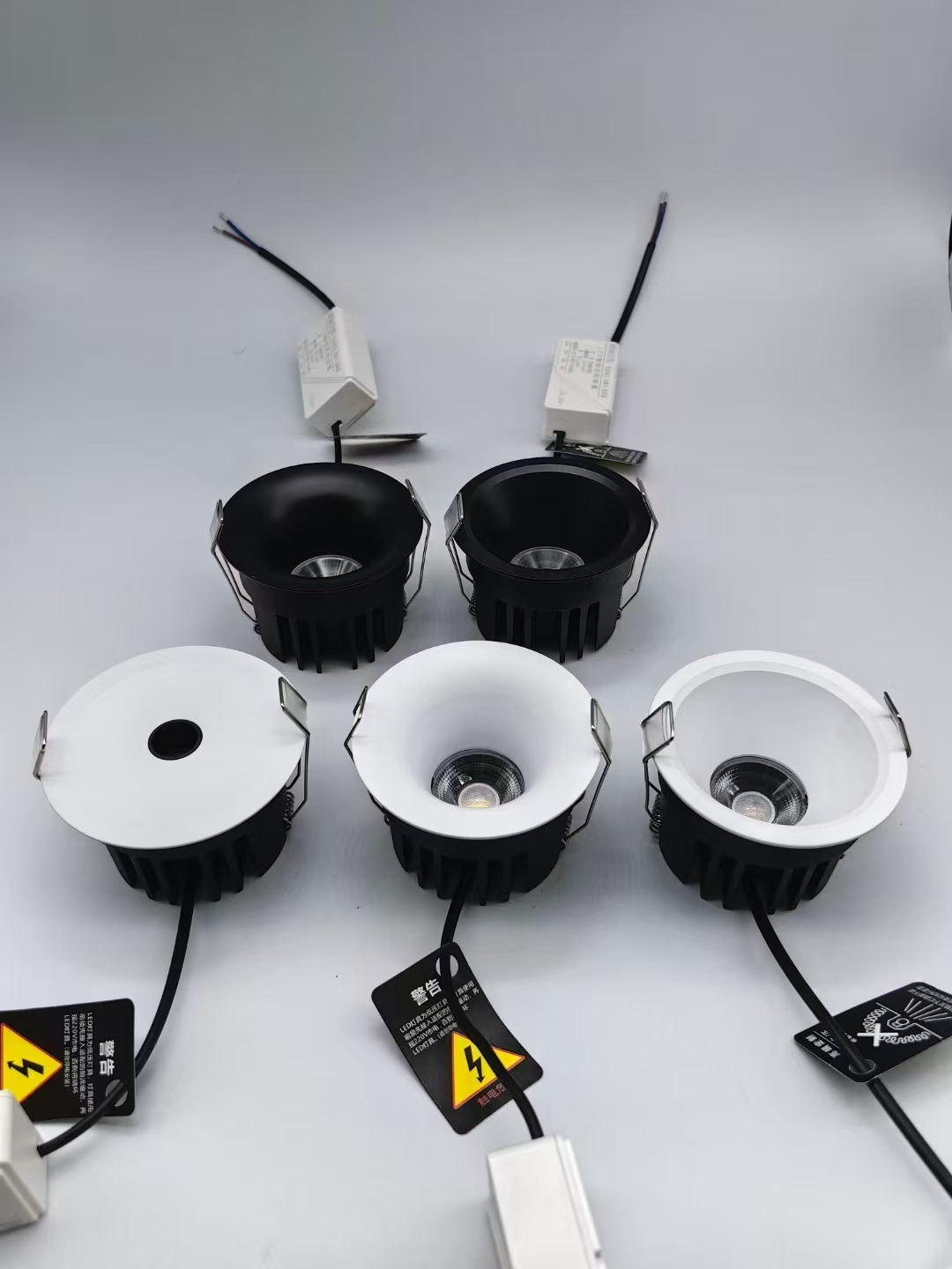 KYSUN电池/筒灯/感应射灯/PINLIGHT/小汽车蓄电池应急电源产品图