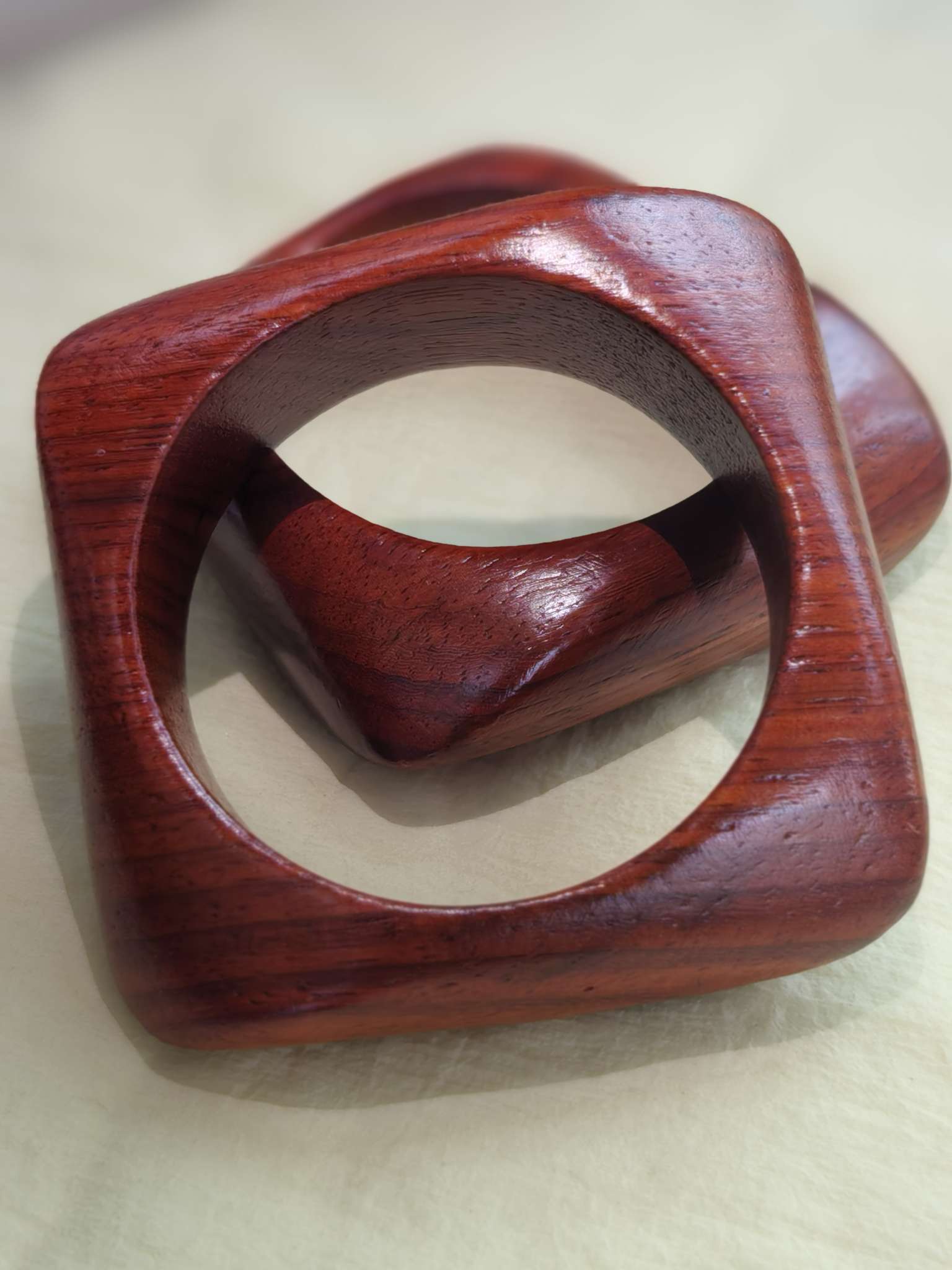 紫檀木手镯饰品手饰优雅设计时尚搭配