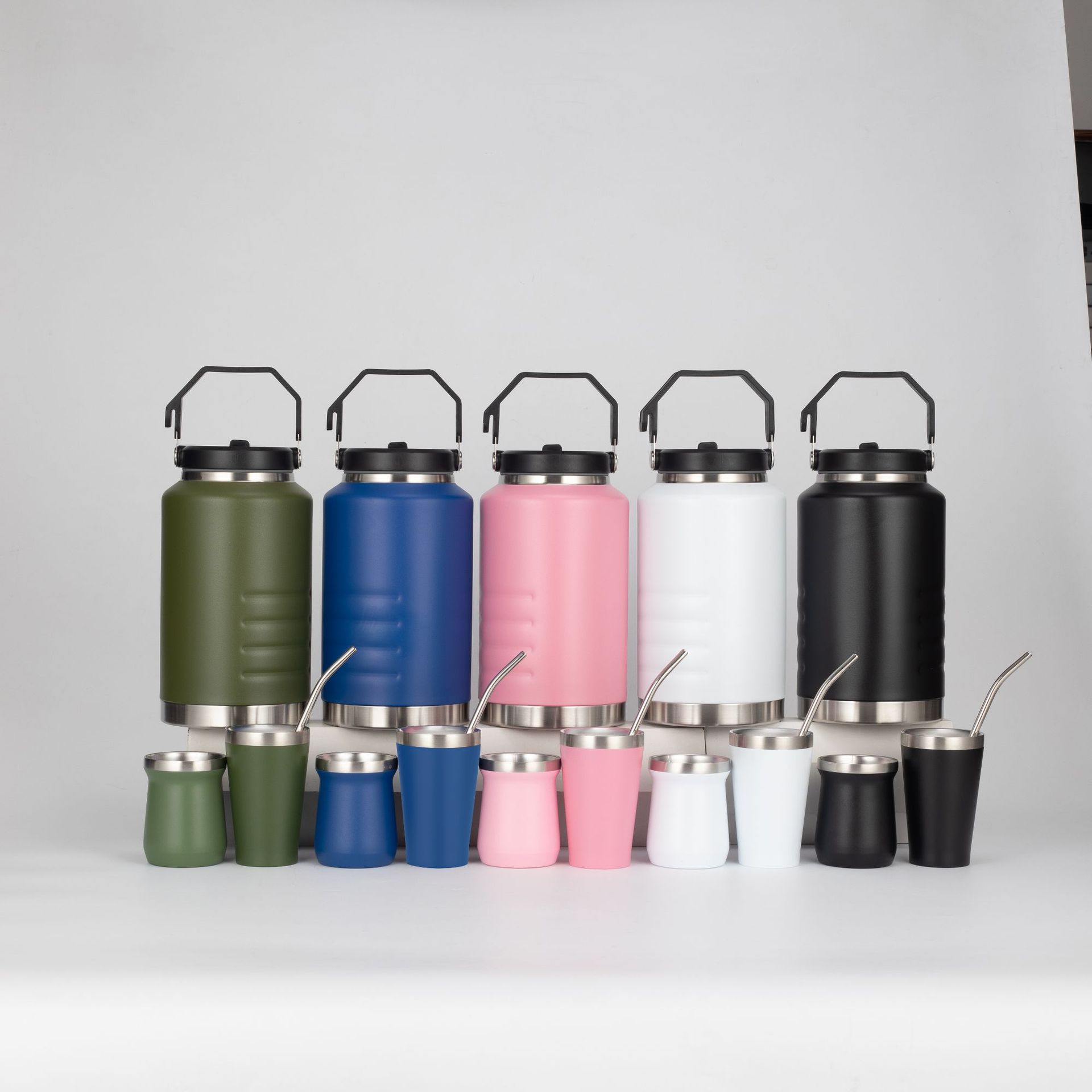 New 304 stainless steel vacuum insulated cup, large-capacity ton-ton bucket, portable hand-held straw cup for outdoor camping