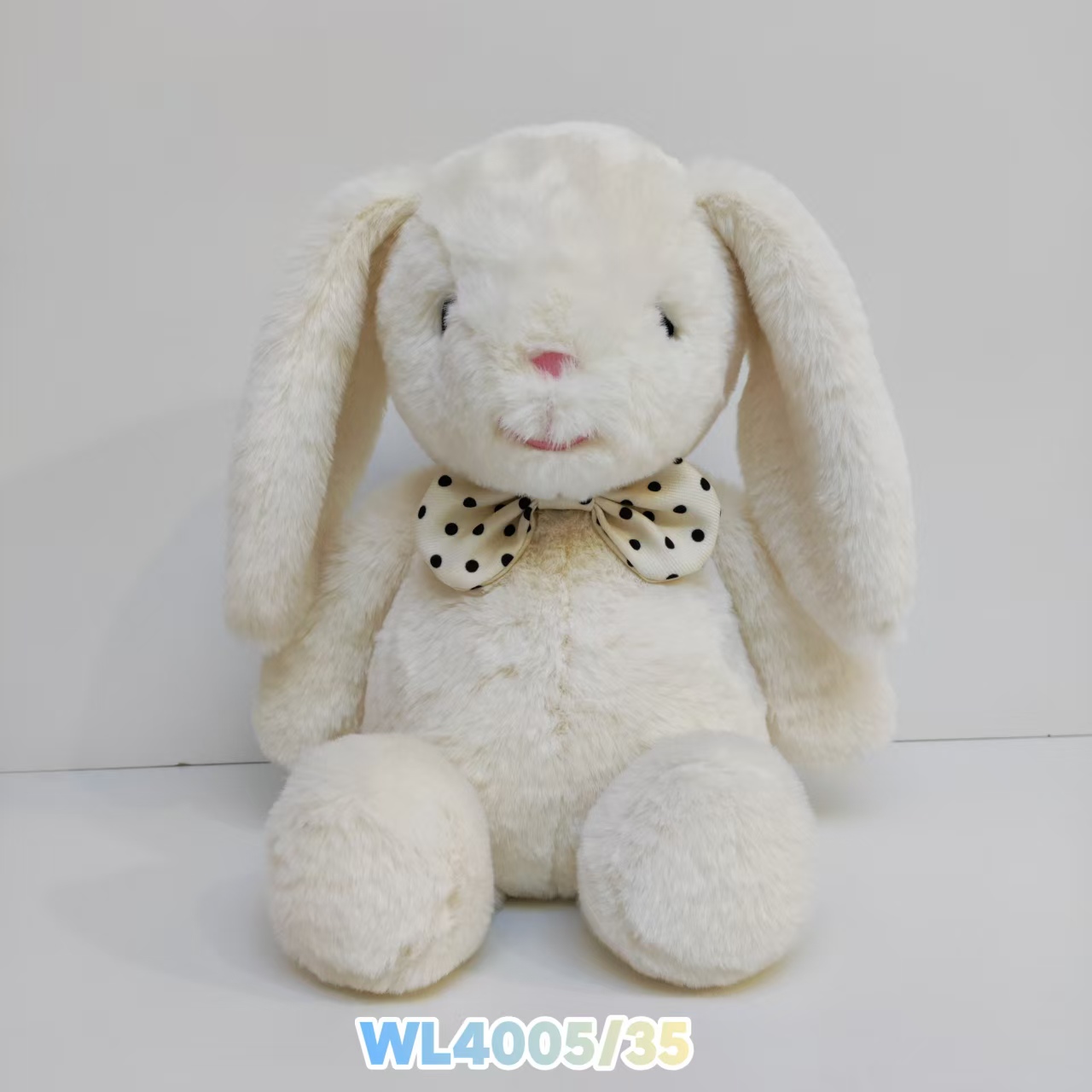 邦尼兔儿童礼物毛绒兔子安抚娃娃可爱生日礼物长耳兔公仔