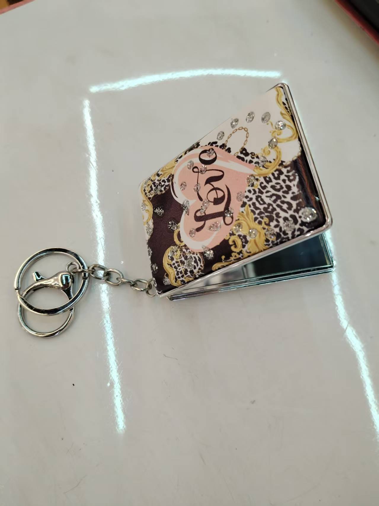 7 cm Double-sided PU custom LOGO love couple gift for girls, light and convenient pocket mirror with keychain details Picture