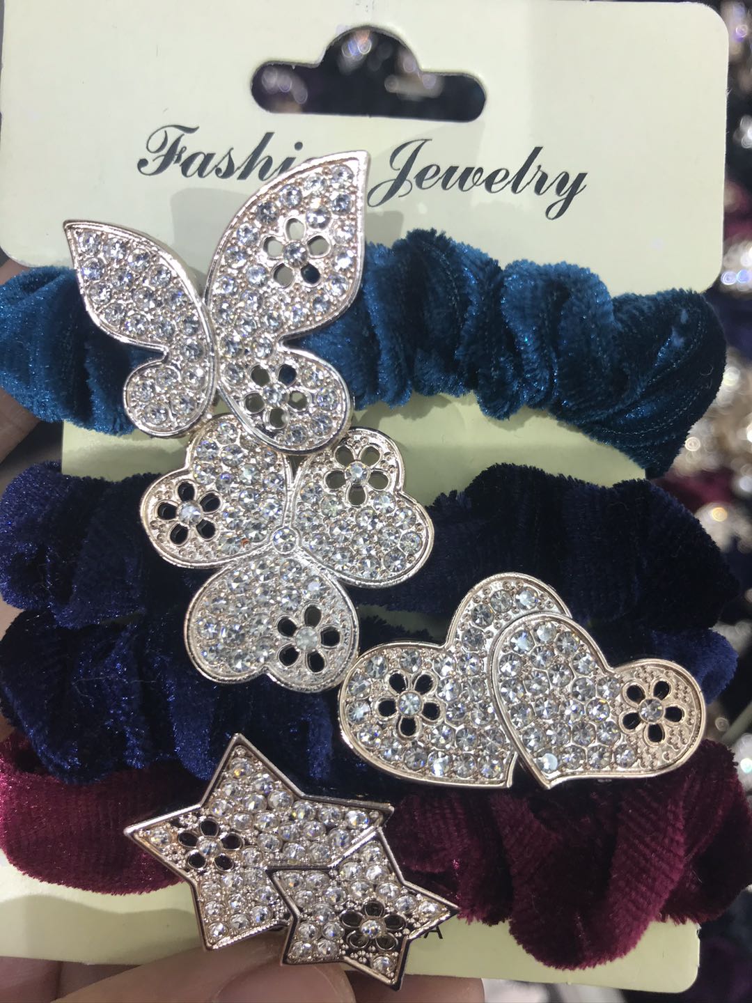 韩版简约大肠发圈头绳 百搭发饰头饰 女士时尚发圈饰品发圈饰品头绳大肠发圈大肠圈韩版简约大肠发圈头绳 百搭发饰头饰 女士时详情图3