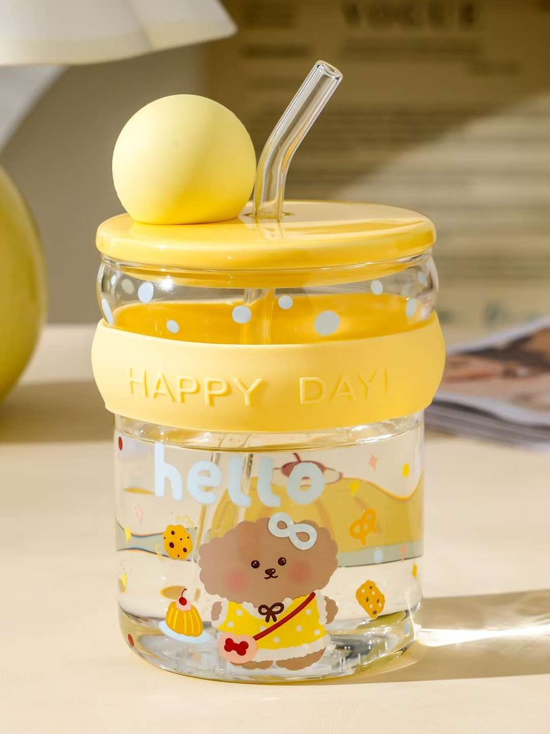 New fashionable high borosilicate happy animal straw glass cup, heat-resistant silicone case, home good item, girl's heart flower tea cup, juice cup, milk cup, office and home high appearance level transparent glass handicraft, explosion-proof water cup 500ml details Picture