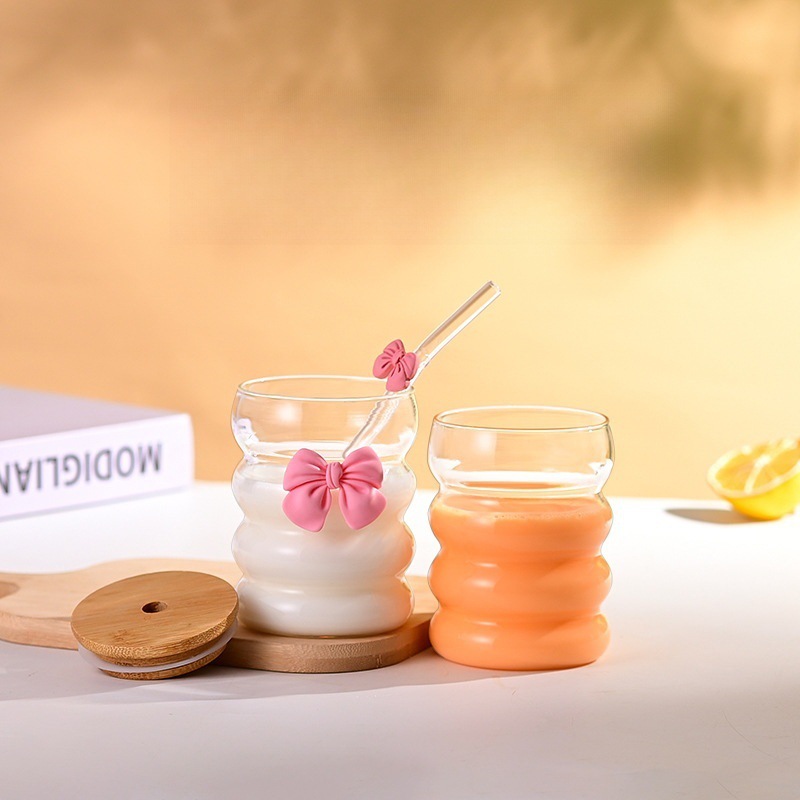New fashionable high borosilicate water cup, straw glass cup, heat-resistant silicone sleeve water cup, home good item, girl's heart flower tea cup, juice cup, milk cup, office and home high appearance level transparent glass handicraft explosion-proof water cup, 400ml detail image 3