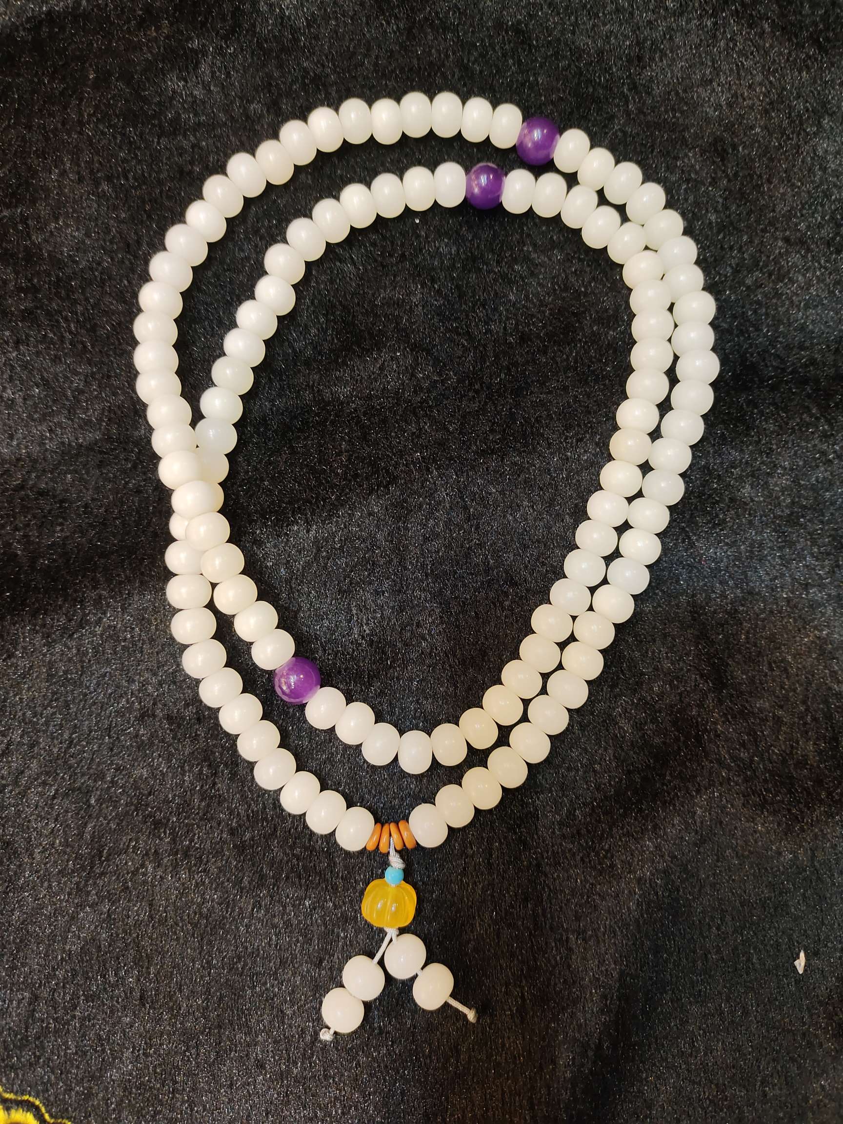 المايتريا البيضاء الطبيعية قلادة detail image 2