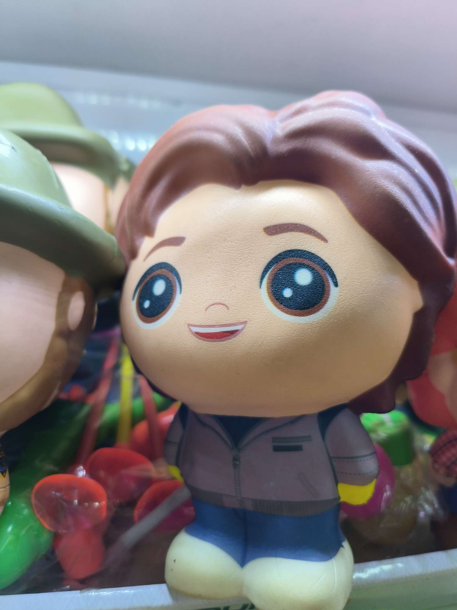 慢回弹减压新奇特玩具，颜色新颖，款式多样详情图3