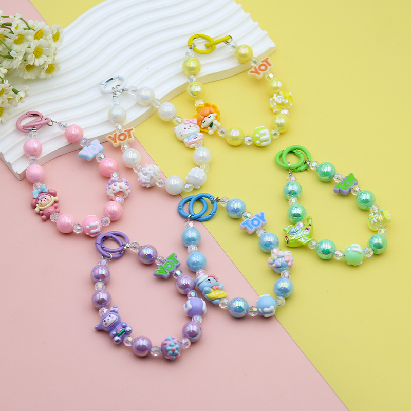 可爱卡通公仔手机链亚克力串珠饰品外贸热销数码饰品现货批发