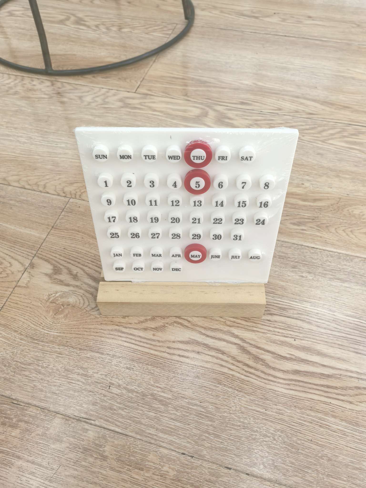 木制日历竹质工艺品折扇折叠扇漆扇礼品摆摊竹盒精美手工制作