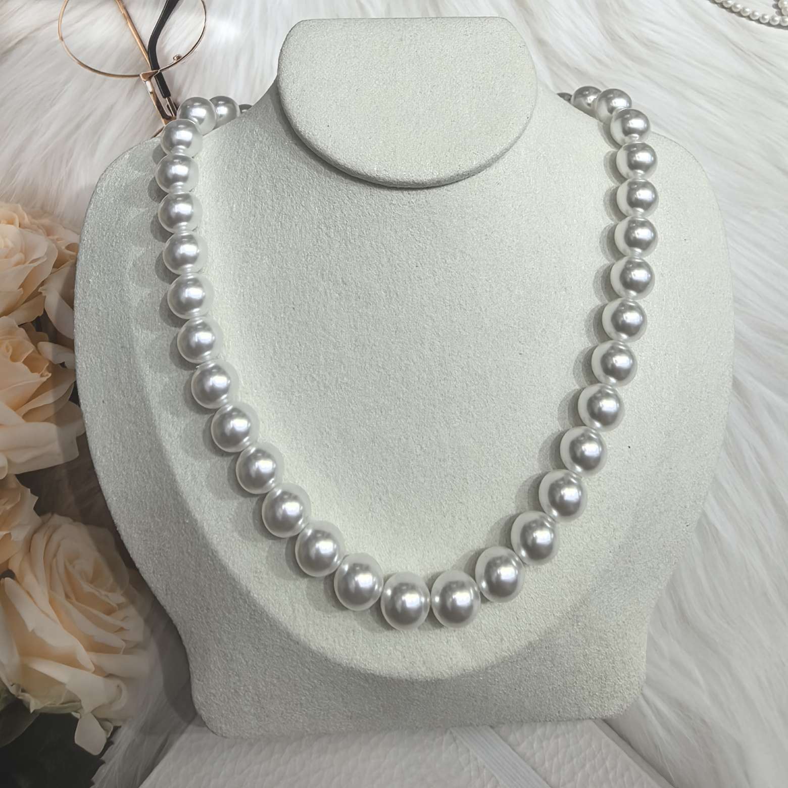 Shi Family Pearl Necklace 925 silver clasp accessory, simple and elegant pearl necklace, a versatile gift for ladies' temperament details Picture