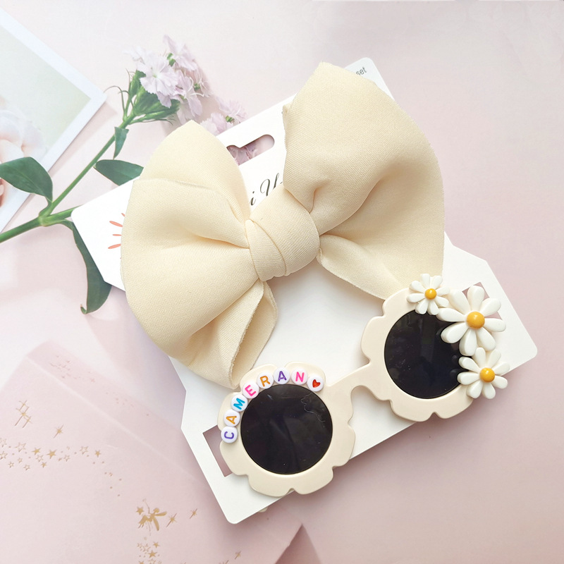 Each Bag Contains 6 Colors And 12 Cards Of Fashionable Frame Glasses, Trendy Accessories, Lightweight And Comfortable Glasses And Accessories, Suitable For Children undefined