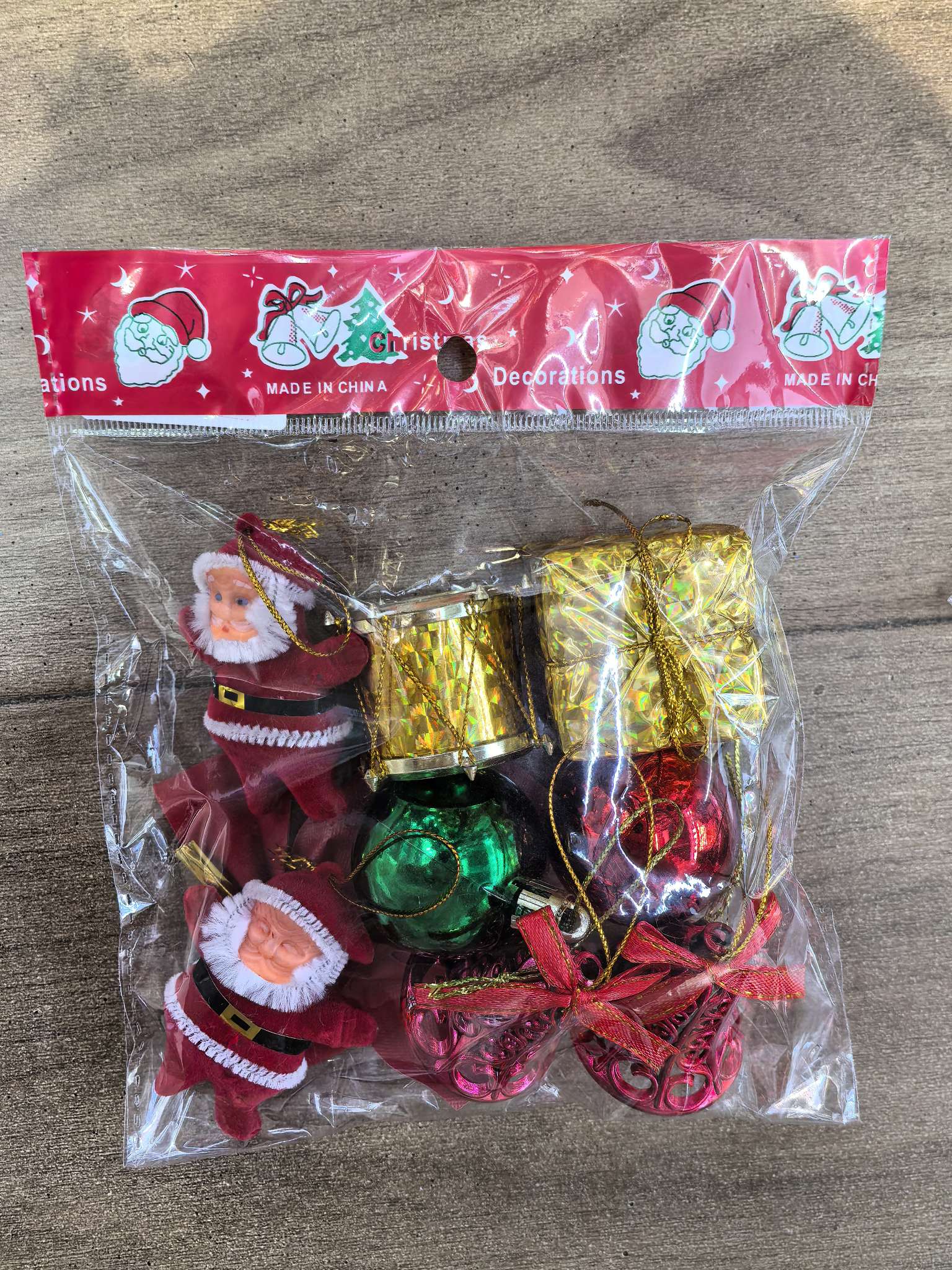 圣诞节办公文化用品圣诞树裙圣诞装饰品水晶球圣诞节摆件创意礼物多多包