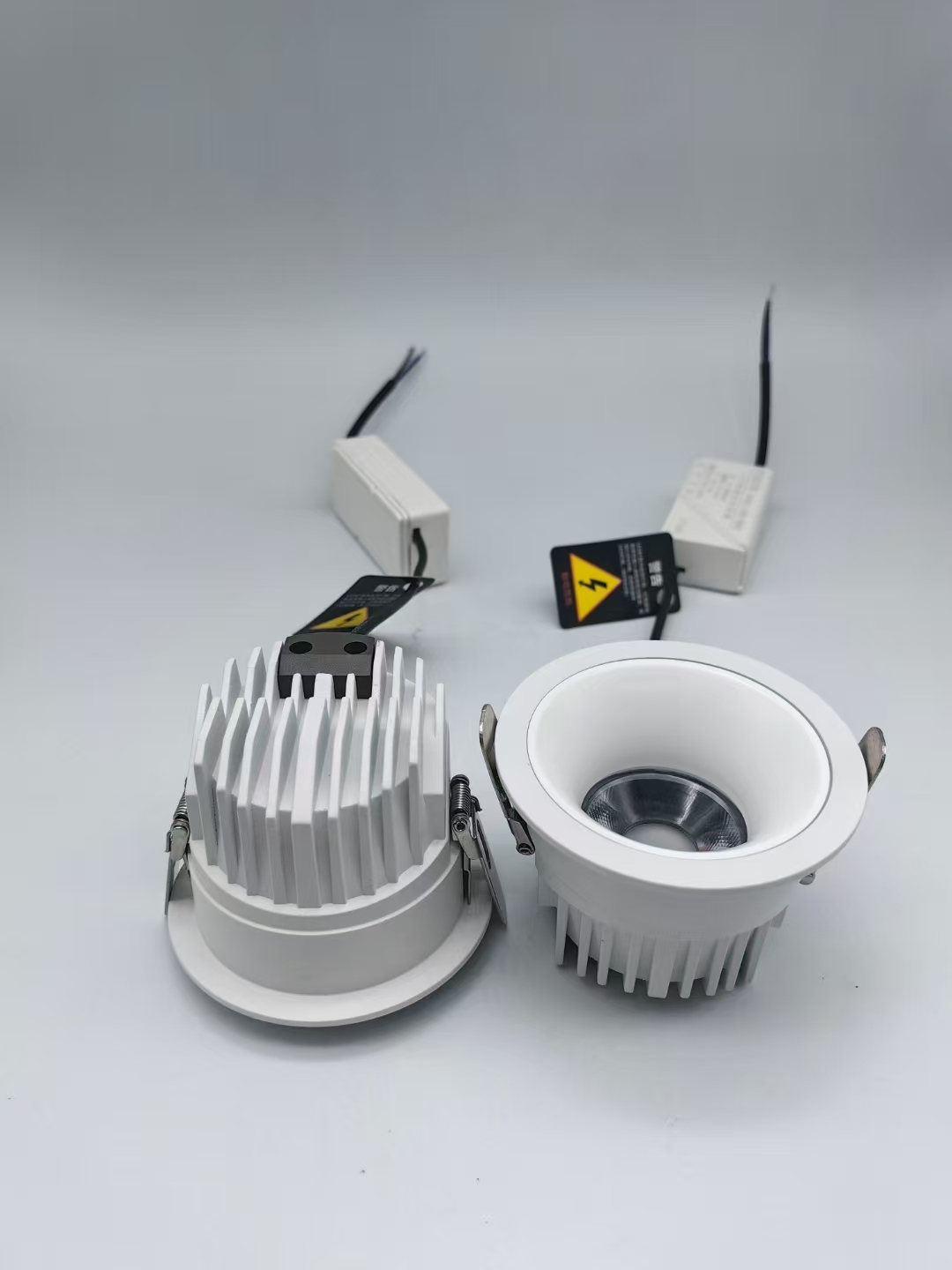 LED灯 高光效筒灯+深防炫筒射灯室内装修详情6