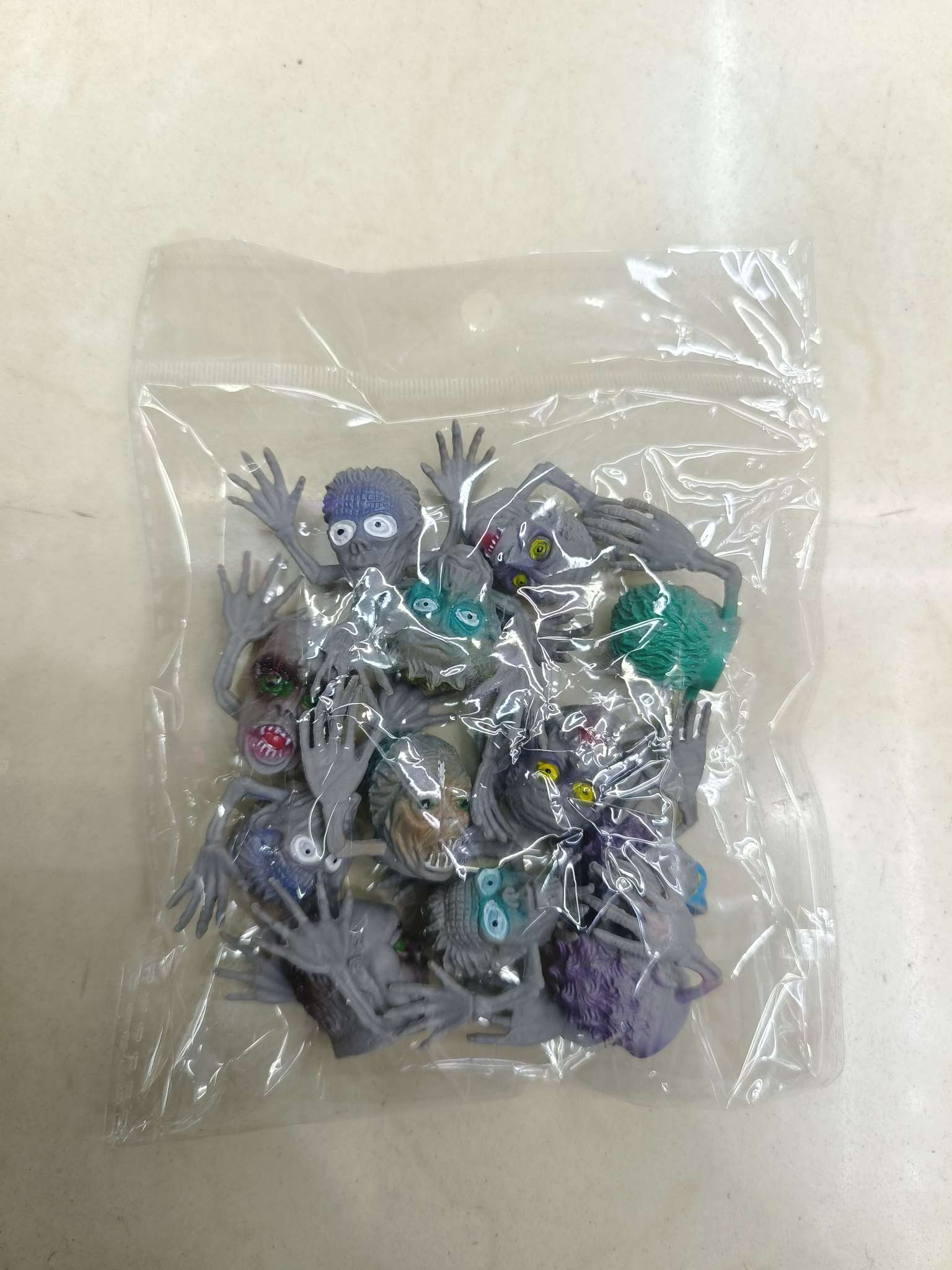 鬼头灰色手指套万圣节僵尸整蛊玩具模型玩具配件摆件新奇特玩具详情图10