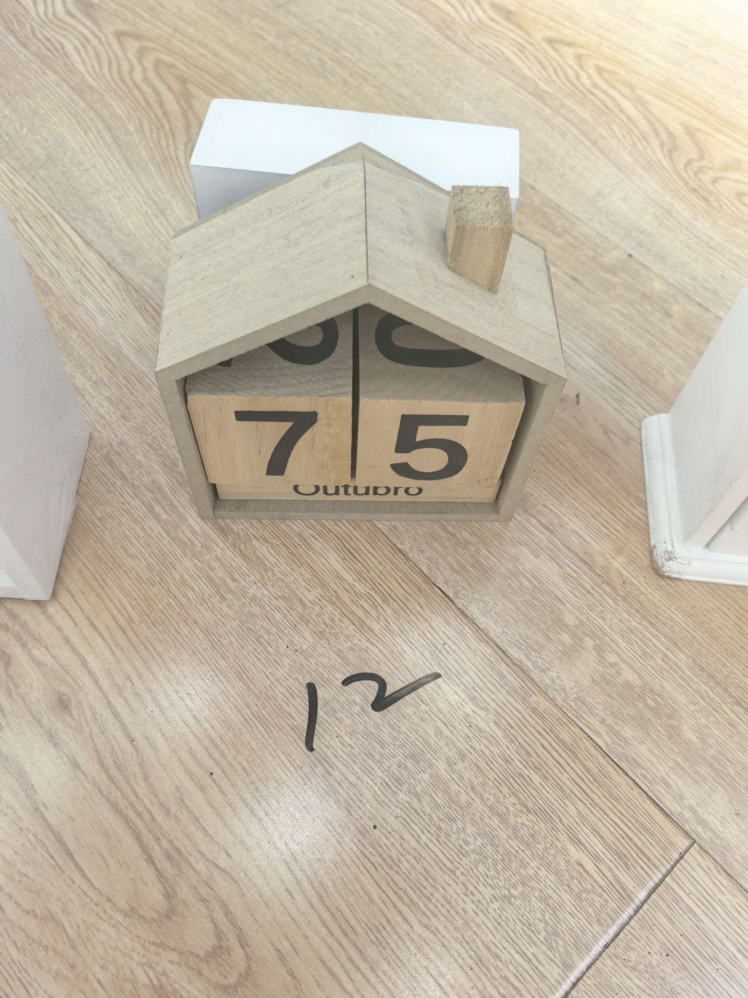 竹质工艺品折扇折叠扇漆扇礼品竹盒摆摊手工制作精美礼物详情图2